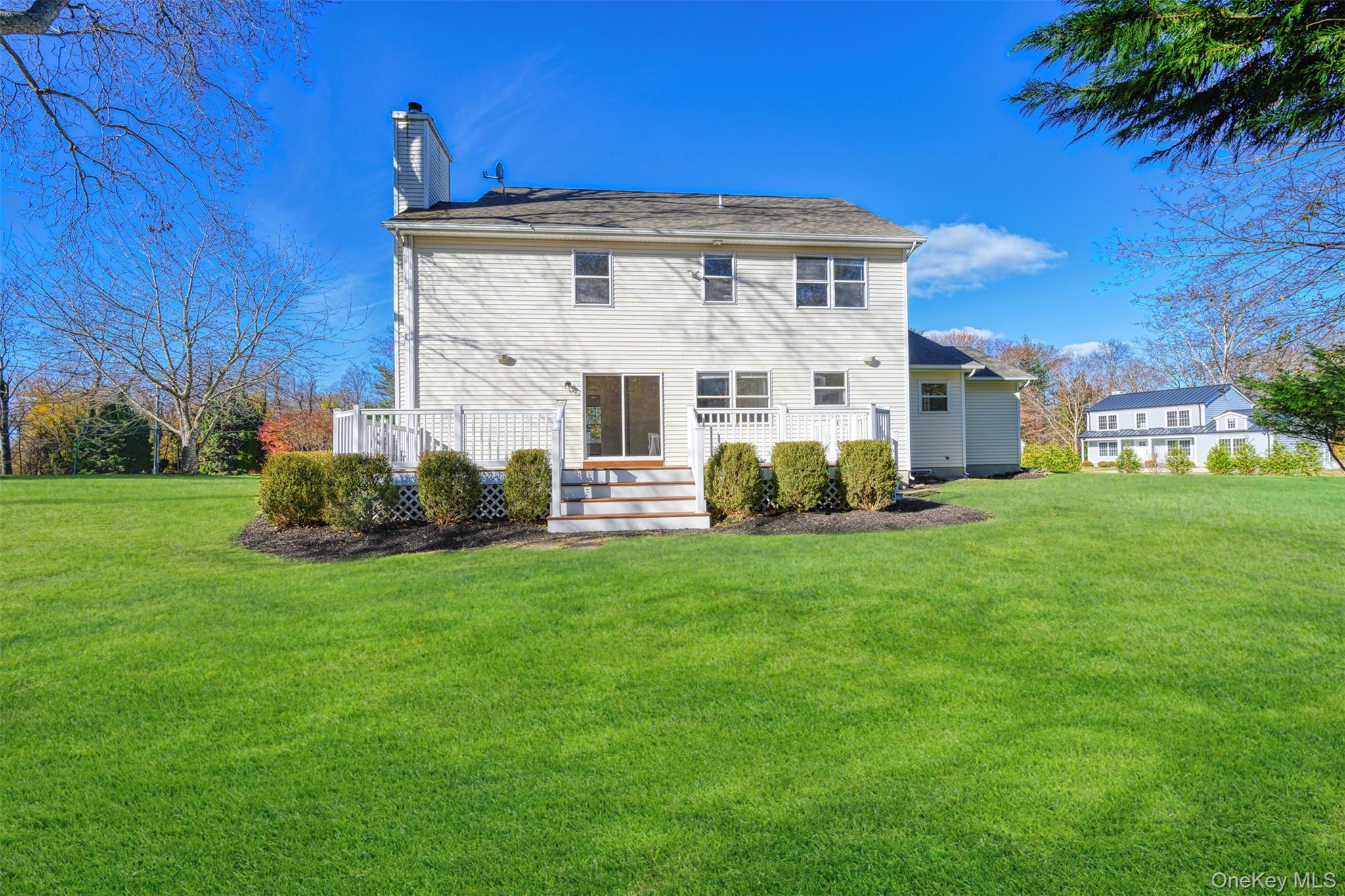 #5 photo, 3 Ariel Court, Rocky Point , NY 11778