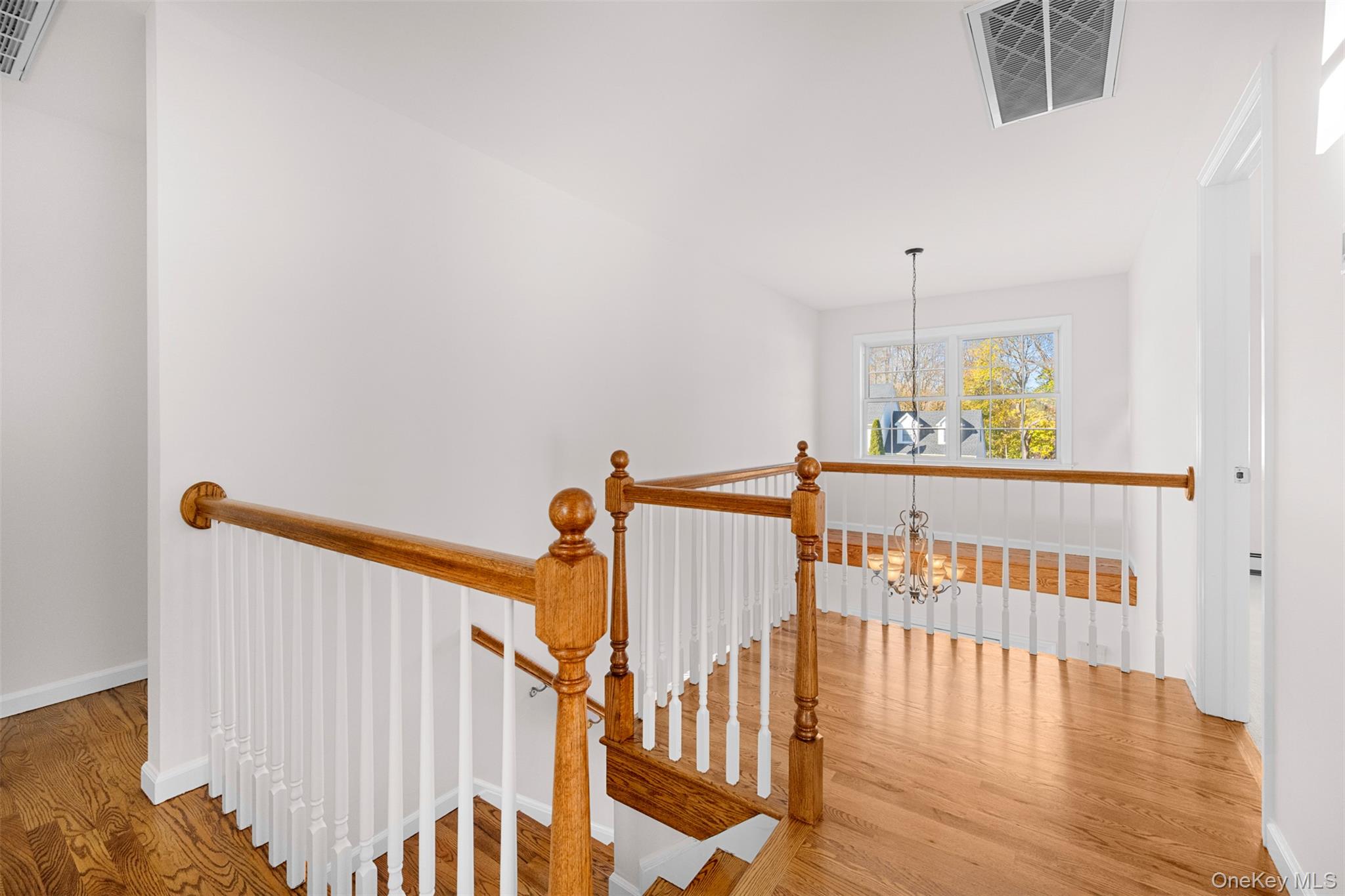 #9 photo, 3 Ariel Court, Rocky Point , NY 11778