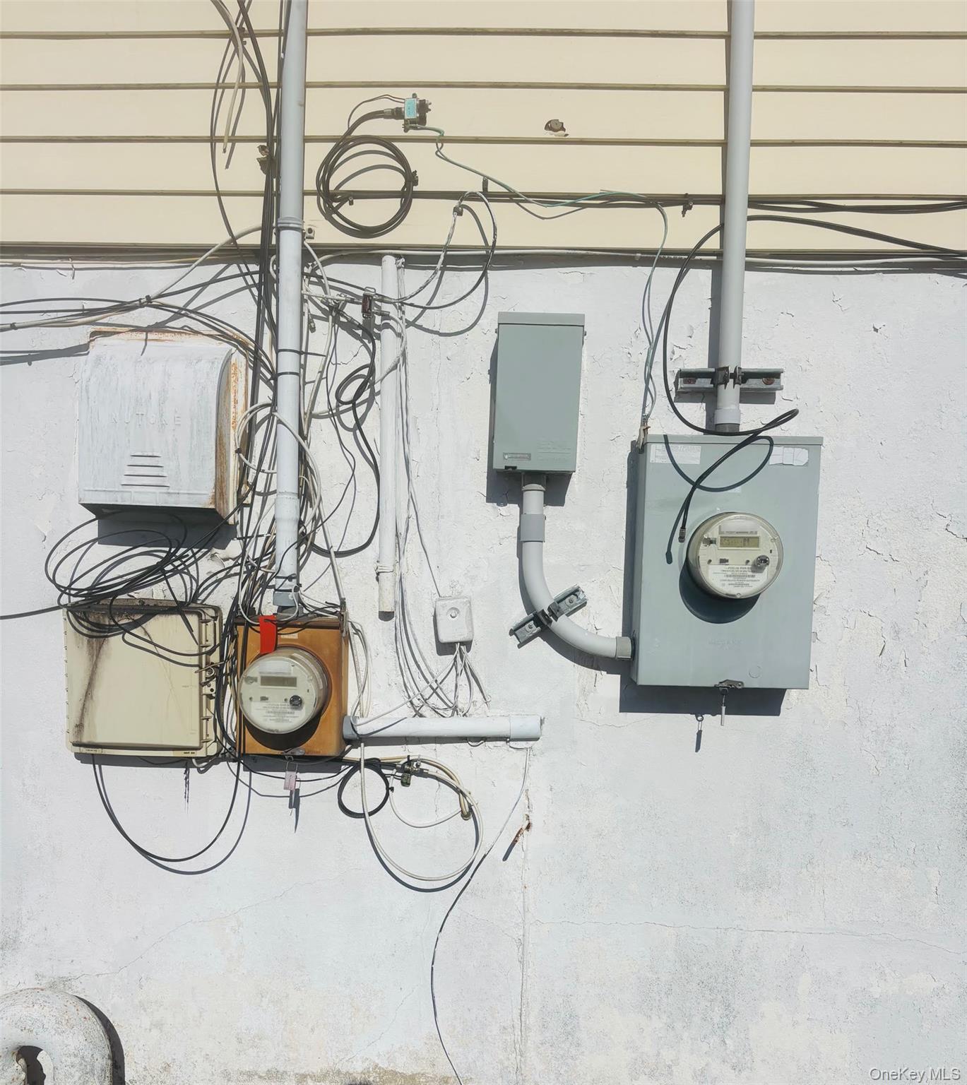 #17 photo, 82 Fern Place, Inwood , NY 11096