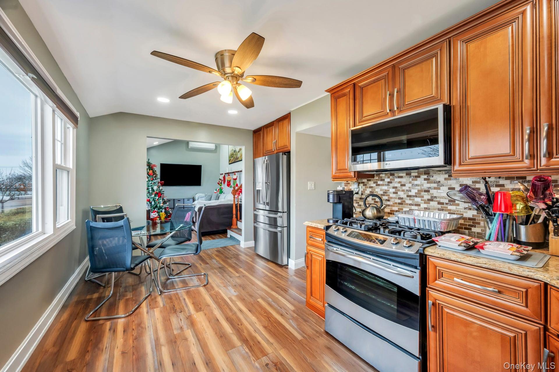 #12 photo, 67 Howard Avenue, Freeport , NY 11520