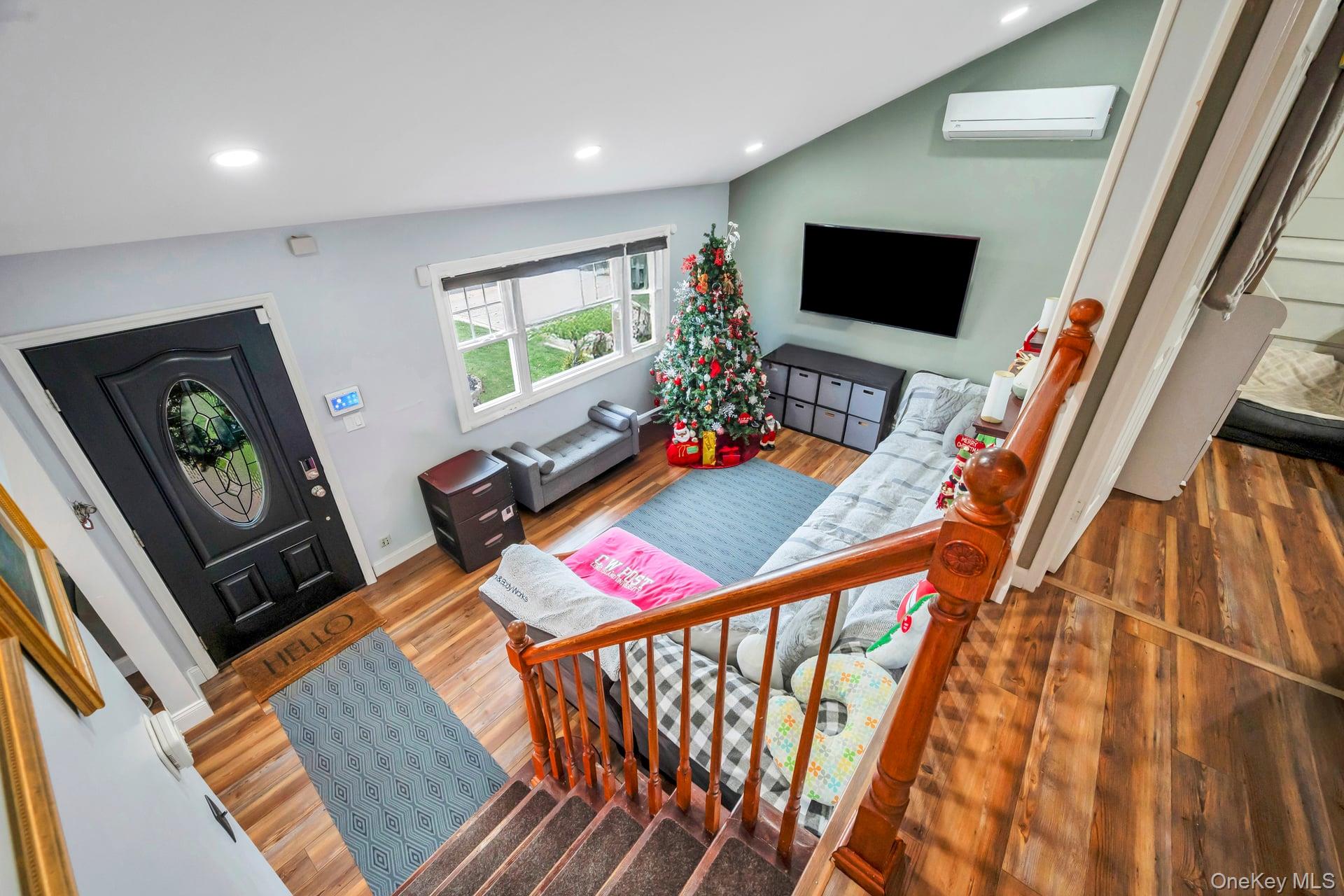 #13 photo, 67 Howard Avenue, Freeport , NY 11520