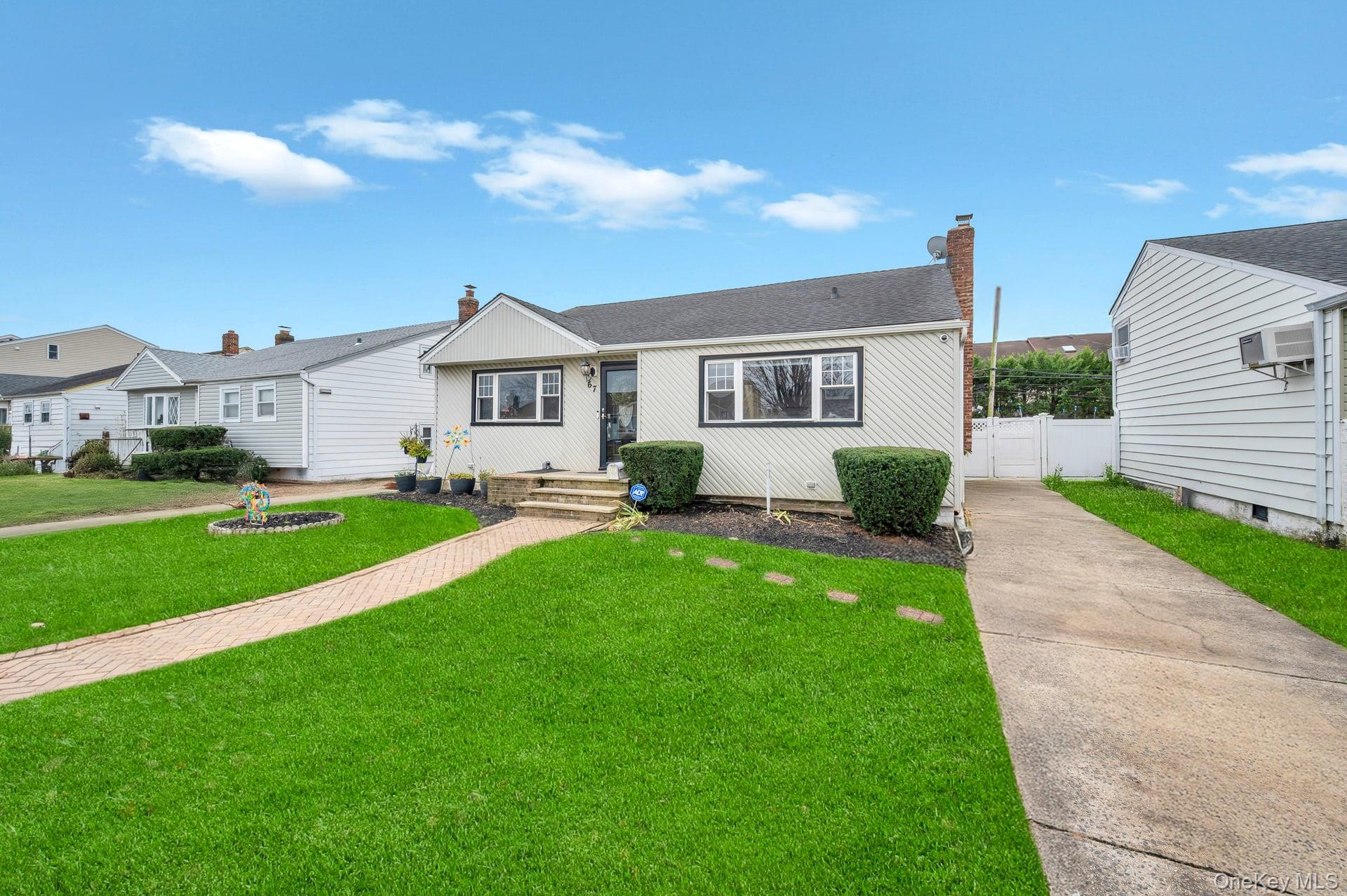 #2 photo, 67 Howard Avenue, Freeport , NY 11520