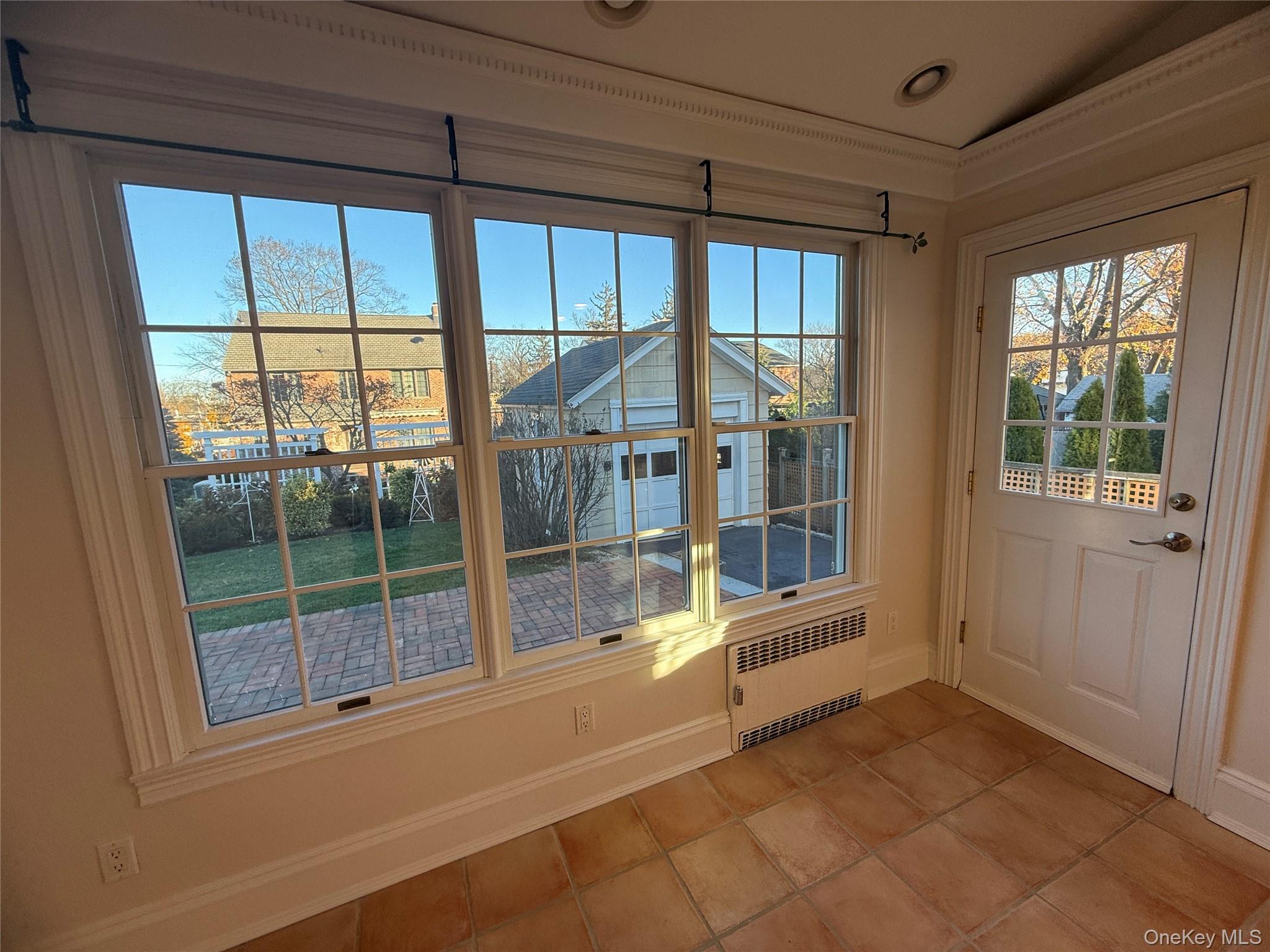 #13 photo, 71 Hillcrest Avenue, Manhasset , NY 11030