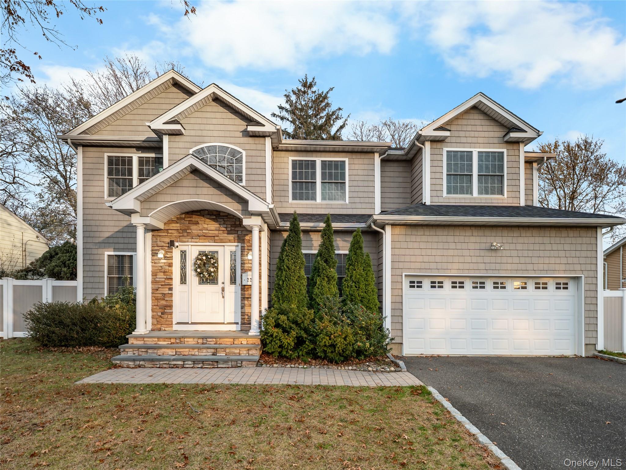 #1 photo, 22 Preston Lane, Syosset , NY 11791