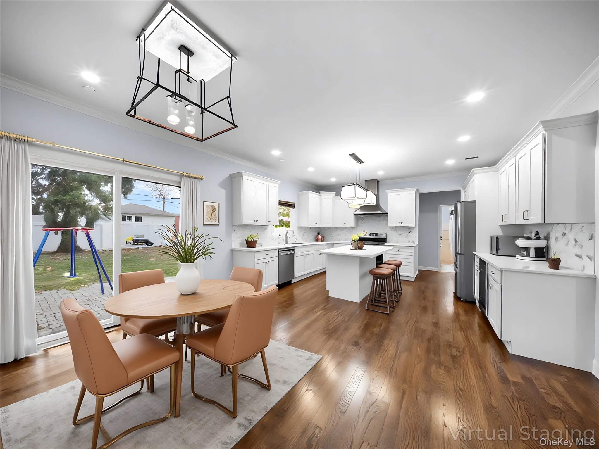 #10 photo, 22 Preston Lane, Syosset , NY 11791