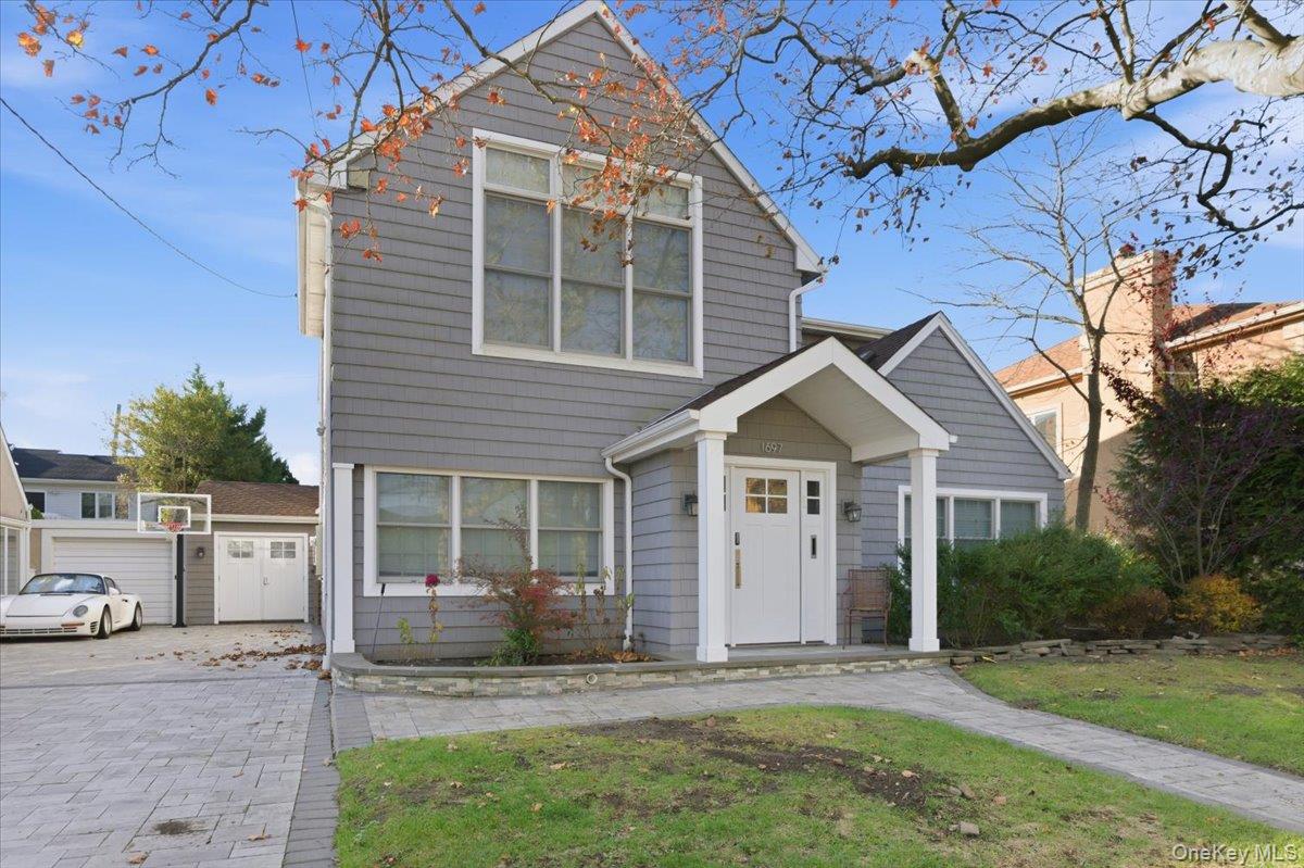 #1 photo, 1697 Bay Boulevard, Atlantic Beach , NY 11509