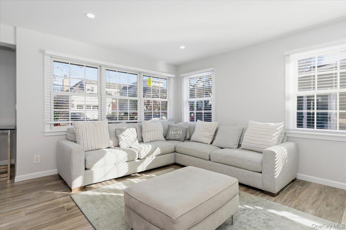 #3 photo, 1697 Bay Boulevard, Atlantic Beach , NY 11509