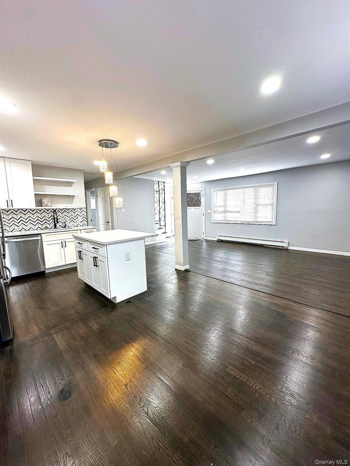 #7 photo, 1093 Ditmas Avenue, Uniondale , NY 11553