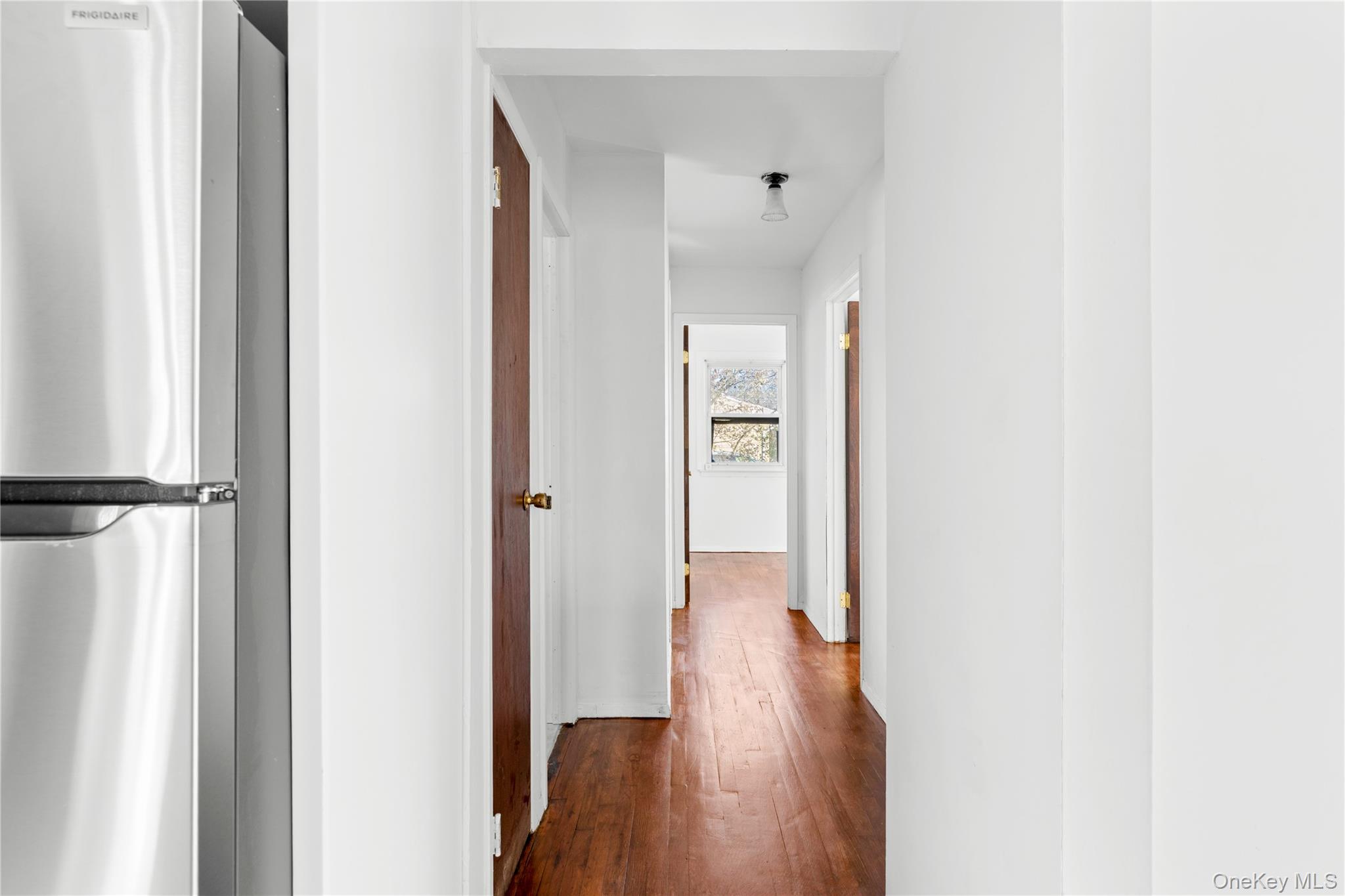 #8 photo, 345 41 ST Street, Copiague , NY 11726