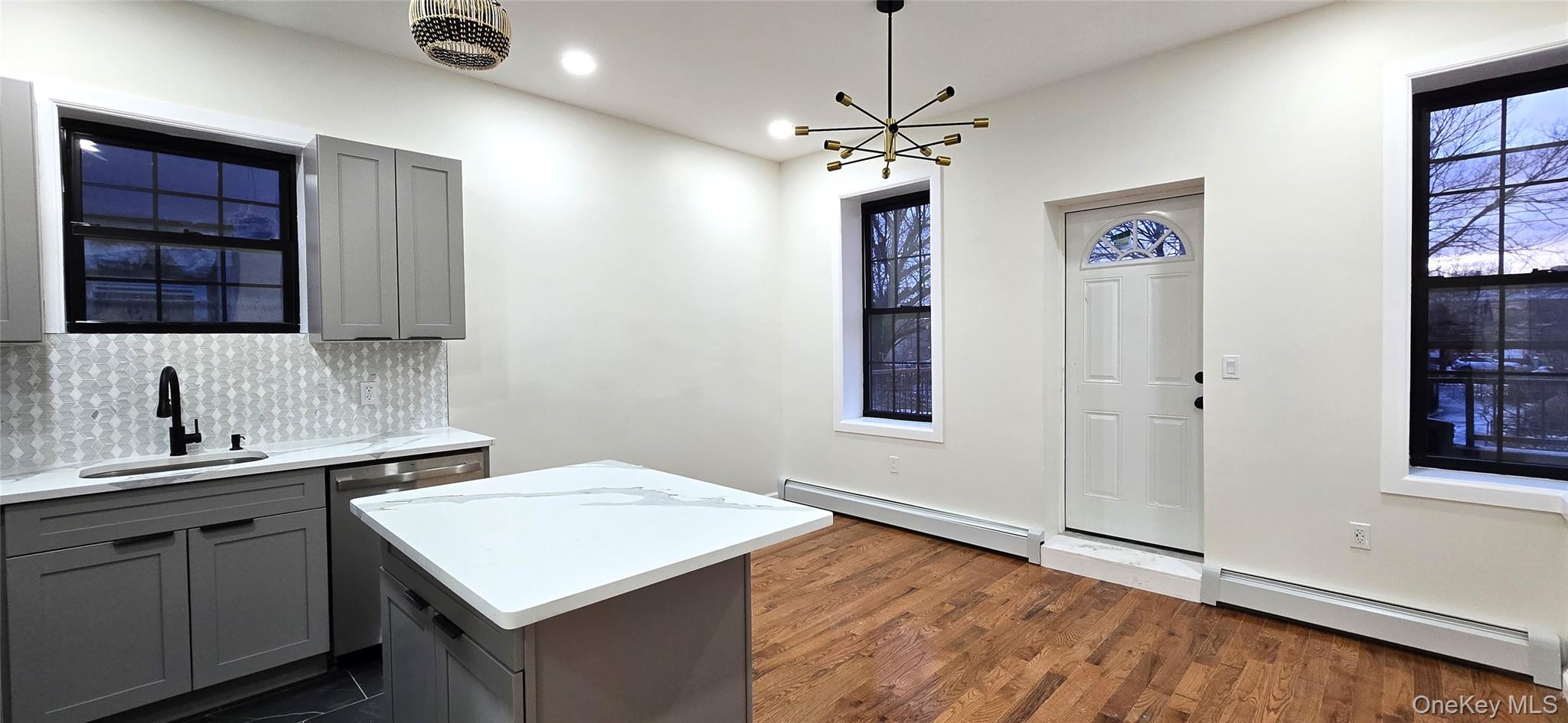 #17 photo, 537 Miller Avenue, Бруклин ‖ Brooklyn , NY 11207