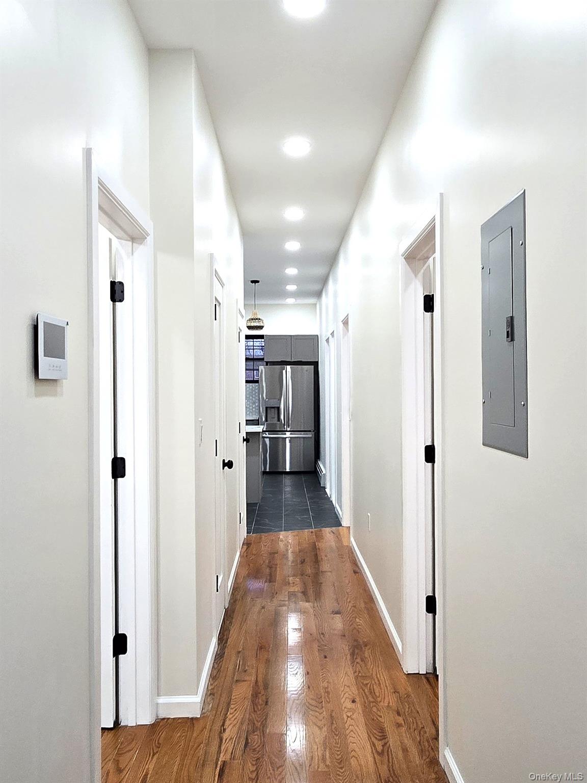 #6 photo, 537 Miller Avenue, Бруклин ‖ Brooklyn , NY 11207