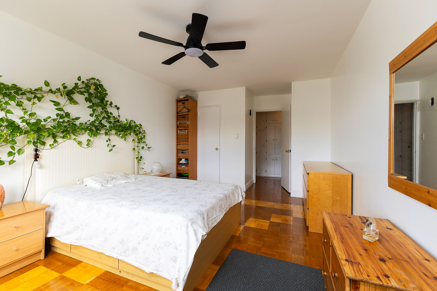 #11 photo, 495 E 7TH Street, Kensington , NY 11218