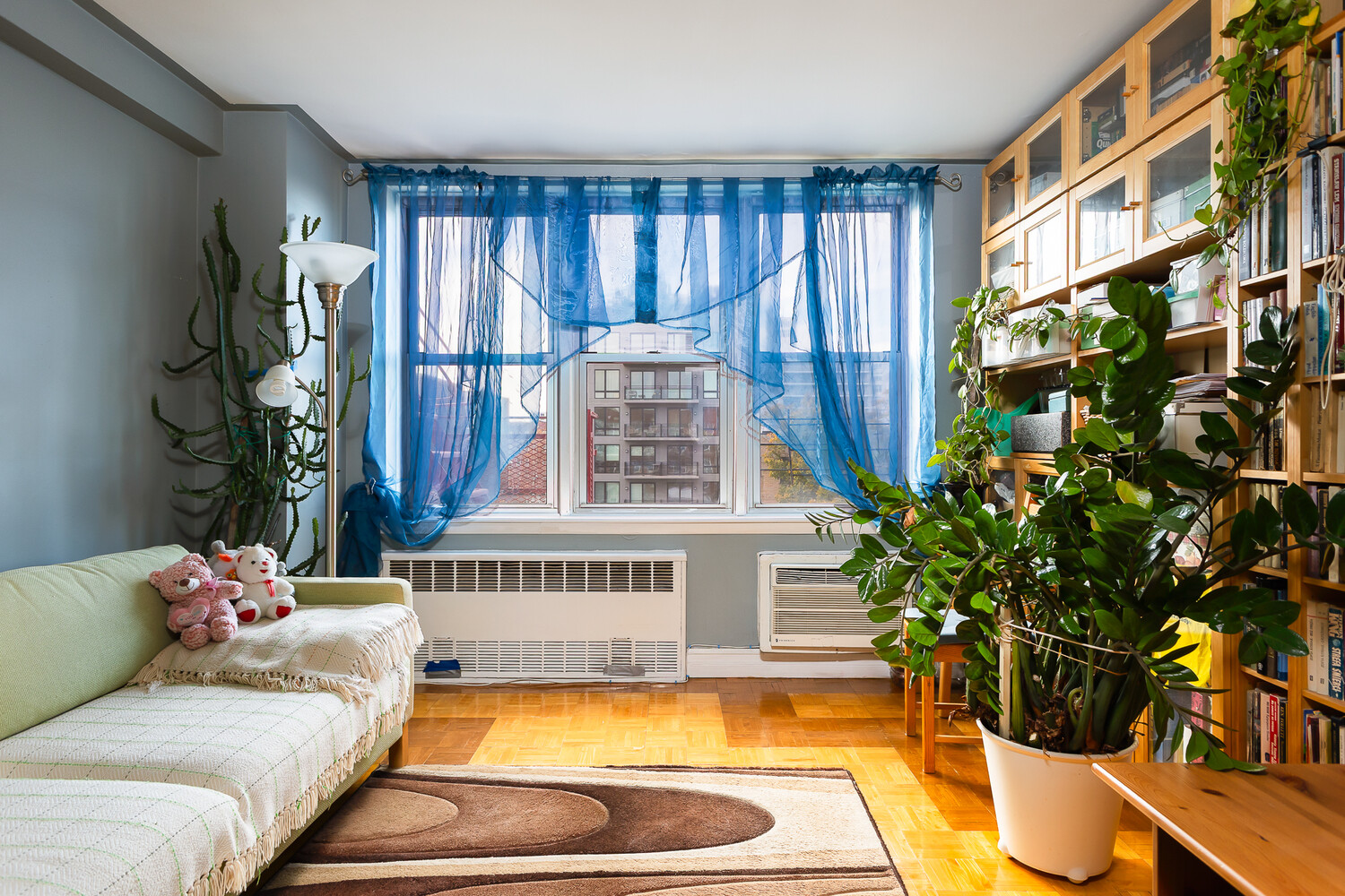 #4 photo, 495 E 7TH Street, Kensington , NY 11218