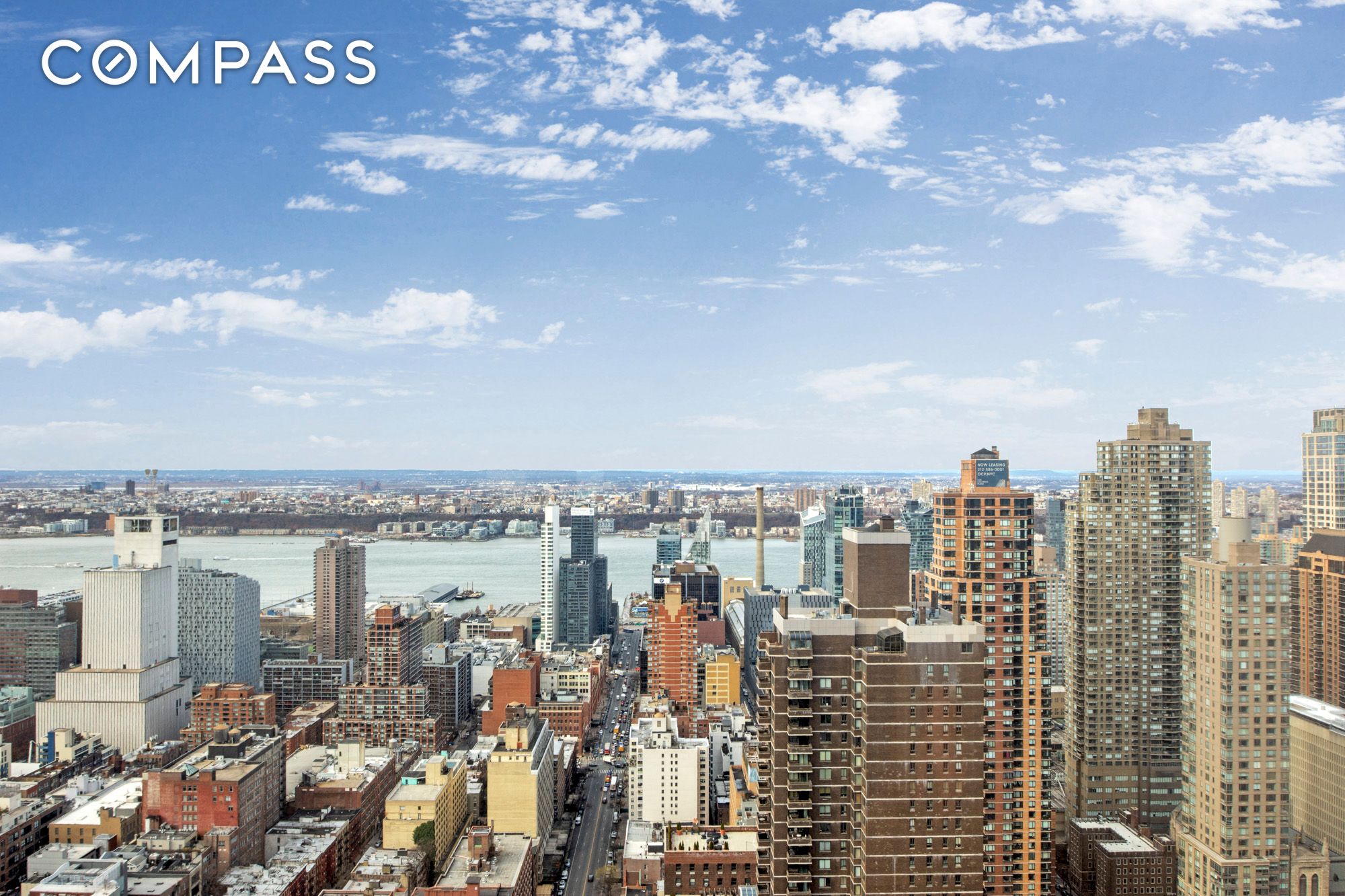 #17 photo, 301 W 57th Street, Hell's Kitchen , NY 10019