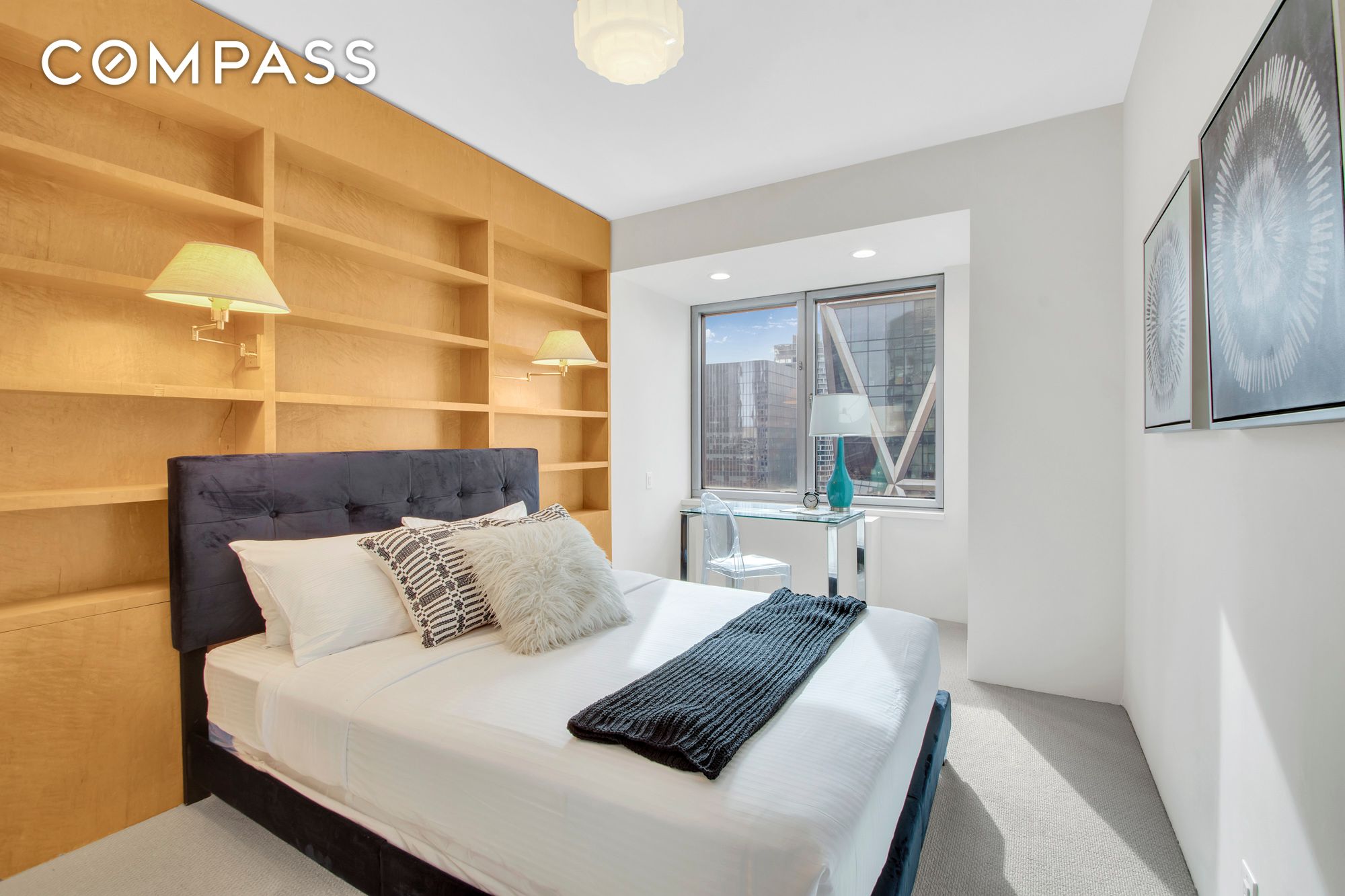 #18 photo, 301 W 57th Street, Hell's Kitchen , NY 10019