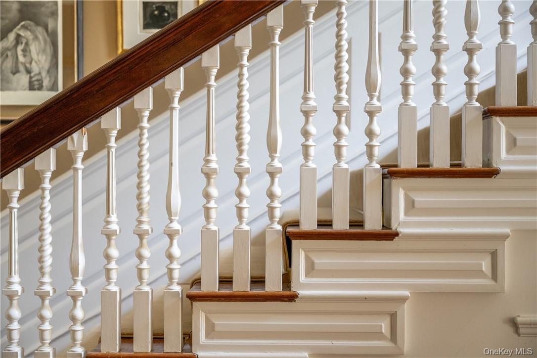 #10 photo, 10 Meadow Lane, Purchase , NY 10577