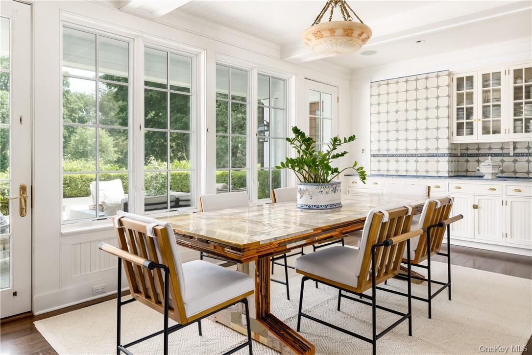 #19 photo, 10 Meadow Lane, Purchase , NY 10577