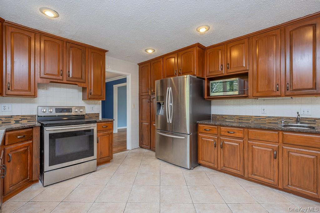 #13 photo, 132 Neptune Drive, Monroe , NY 10950