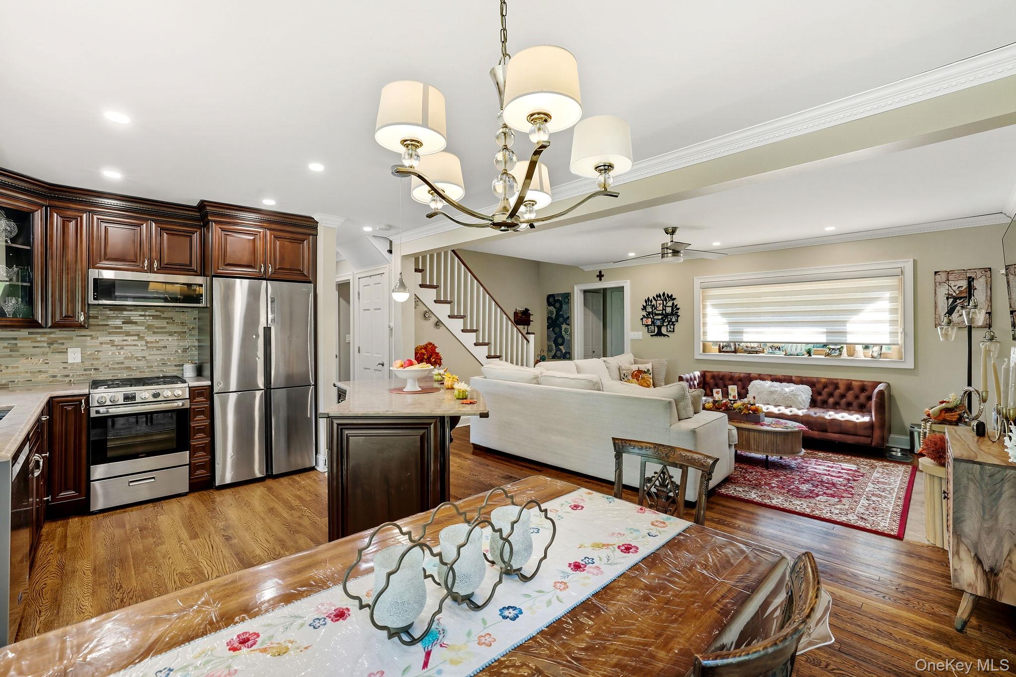 #12 photo, 110 Topland Road, White Plains , NY 10605