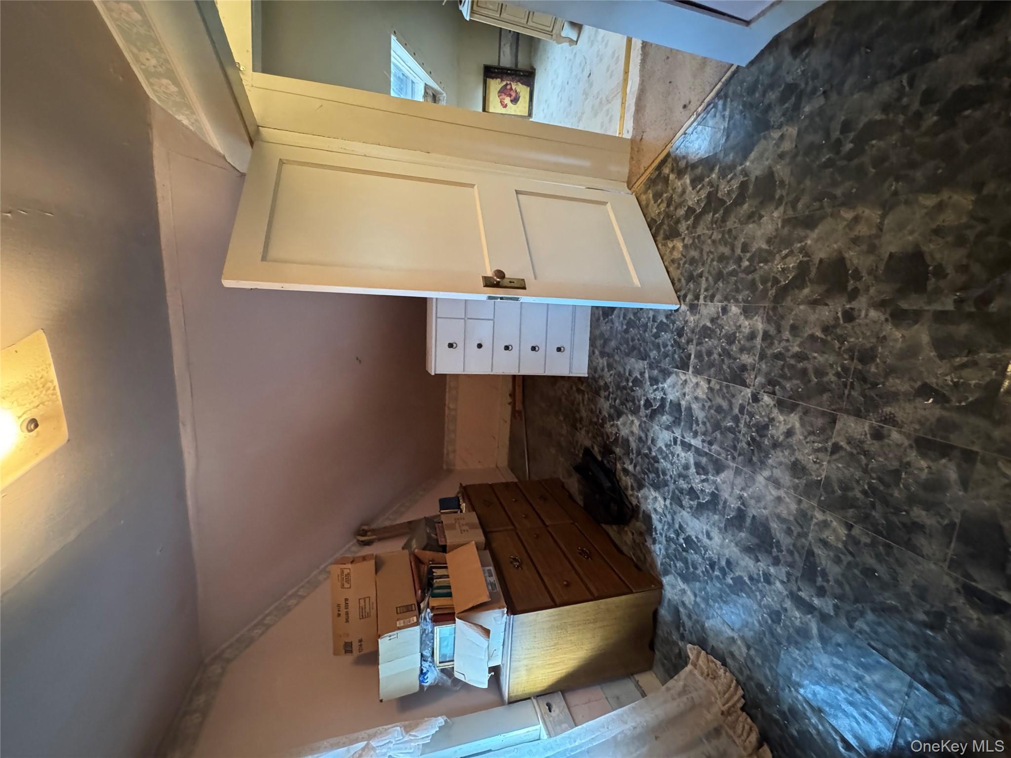 #13 photo, 8 E Marie Street, Hudson , NY 12534