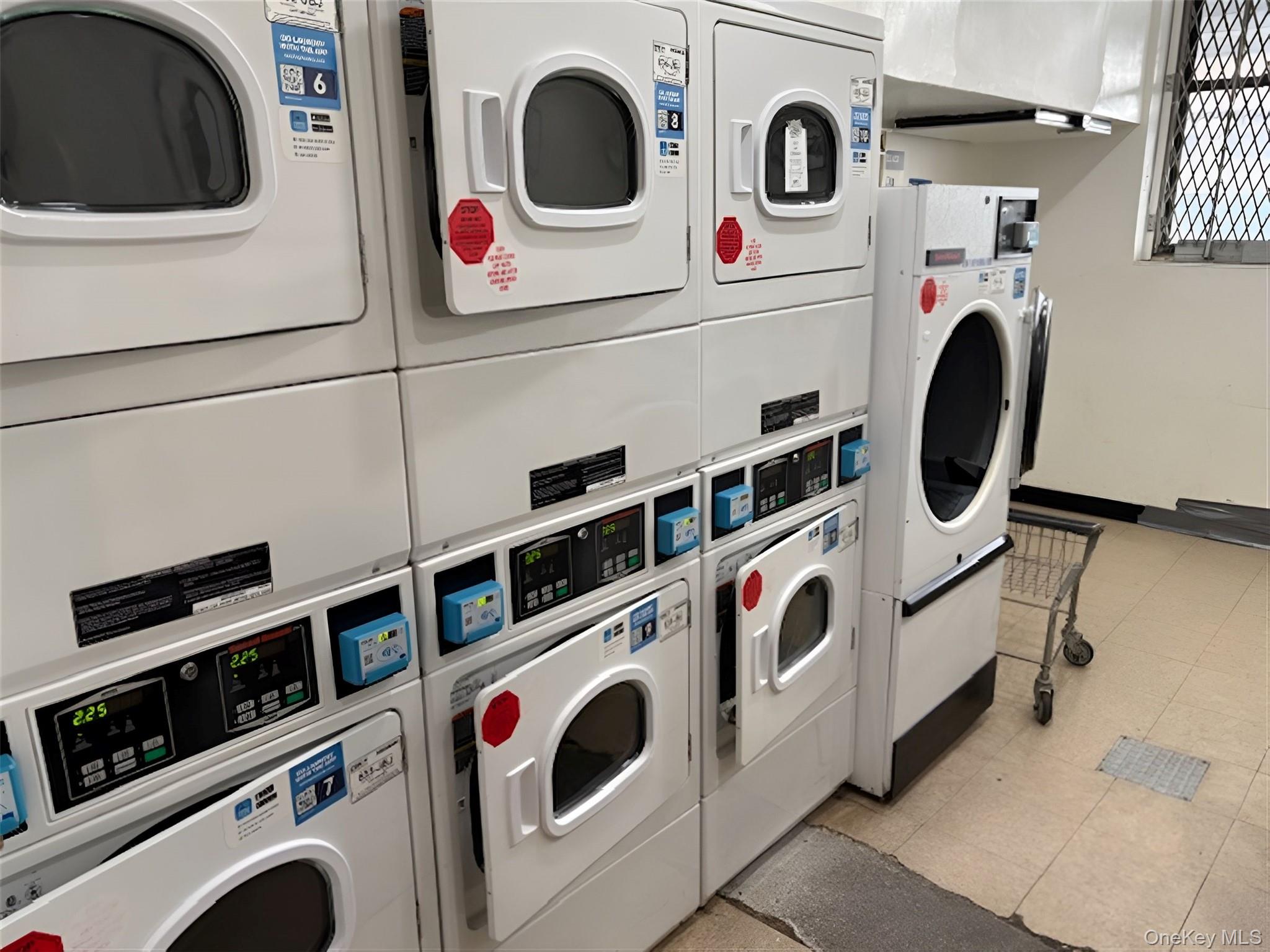 #10 photo, 152-72 Melbourne Avenue, Flushing , NY 11367