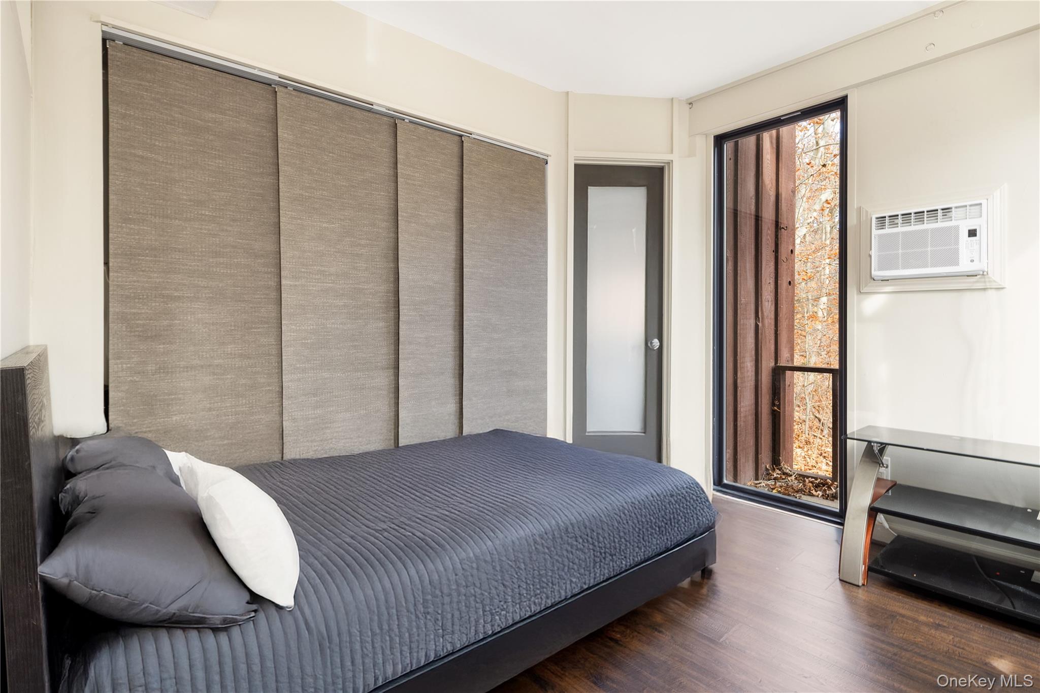 #14 photo, 270 Sachem Hill Place, Saint James , NY 11780