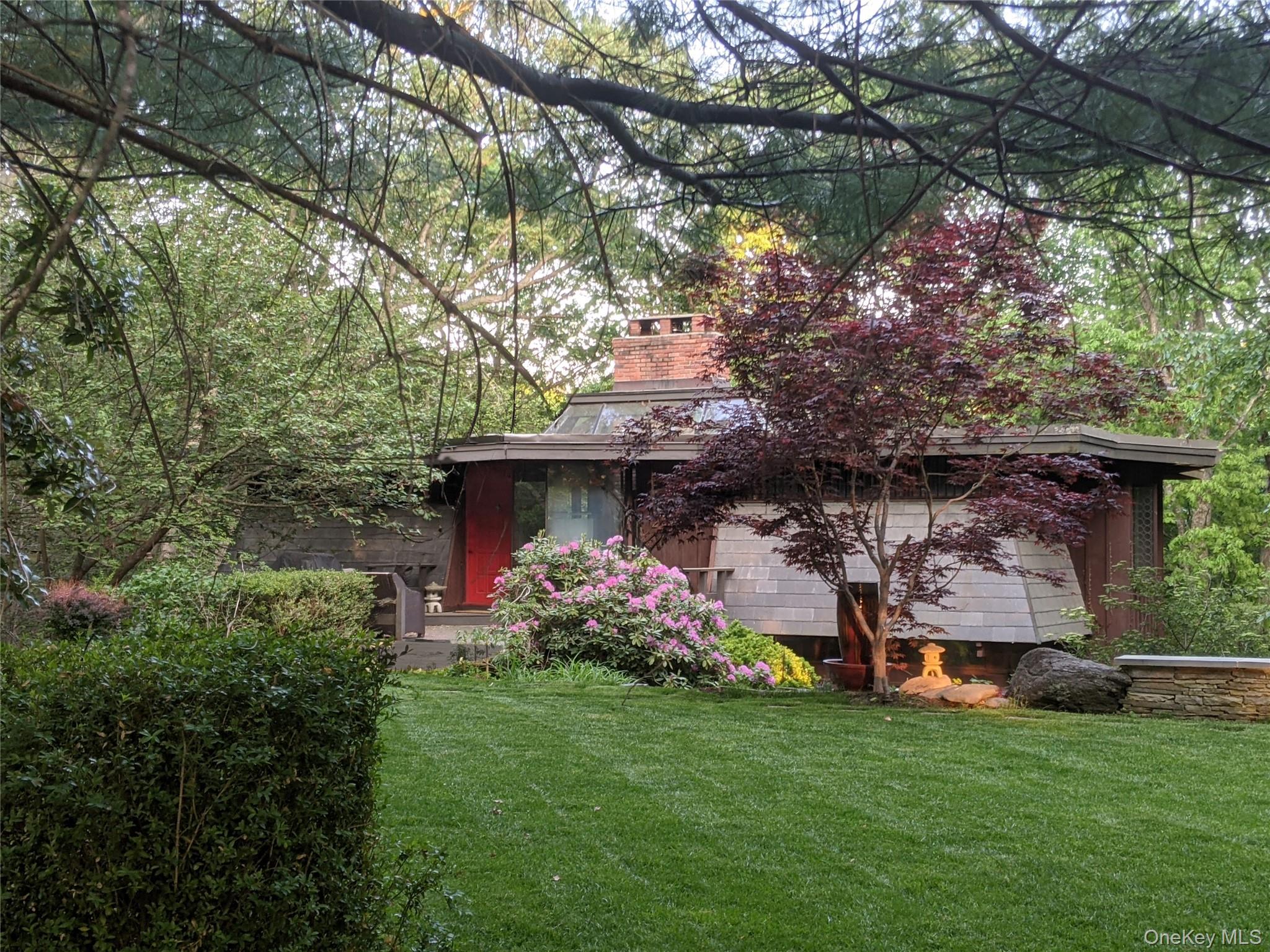 #19 photo, 270 Sachem Hill Place, Saint James , NY 11780