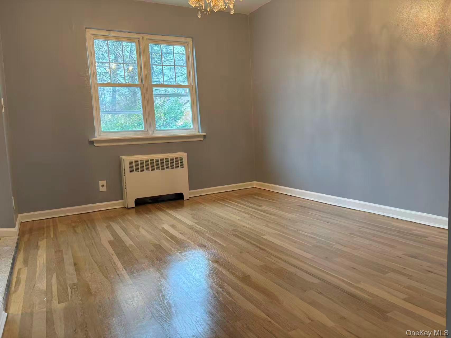 #8 photo, 207-09 35th Avenue, Bayside , NY 11361