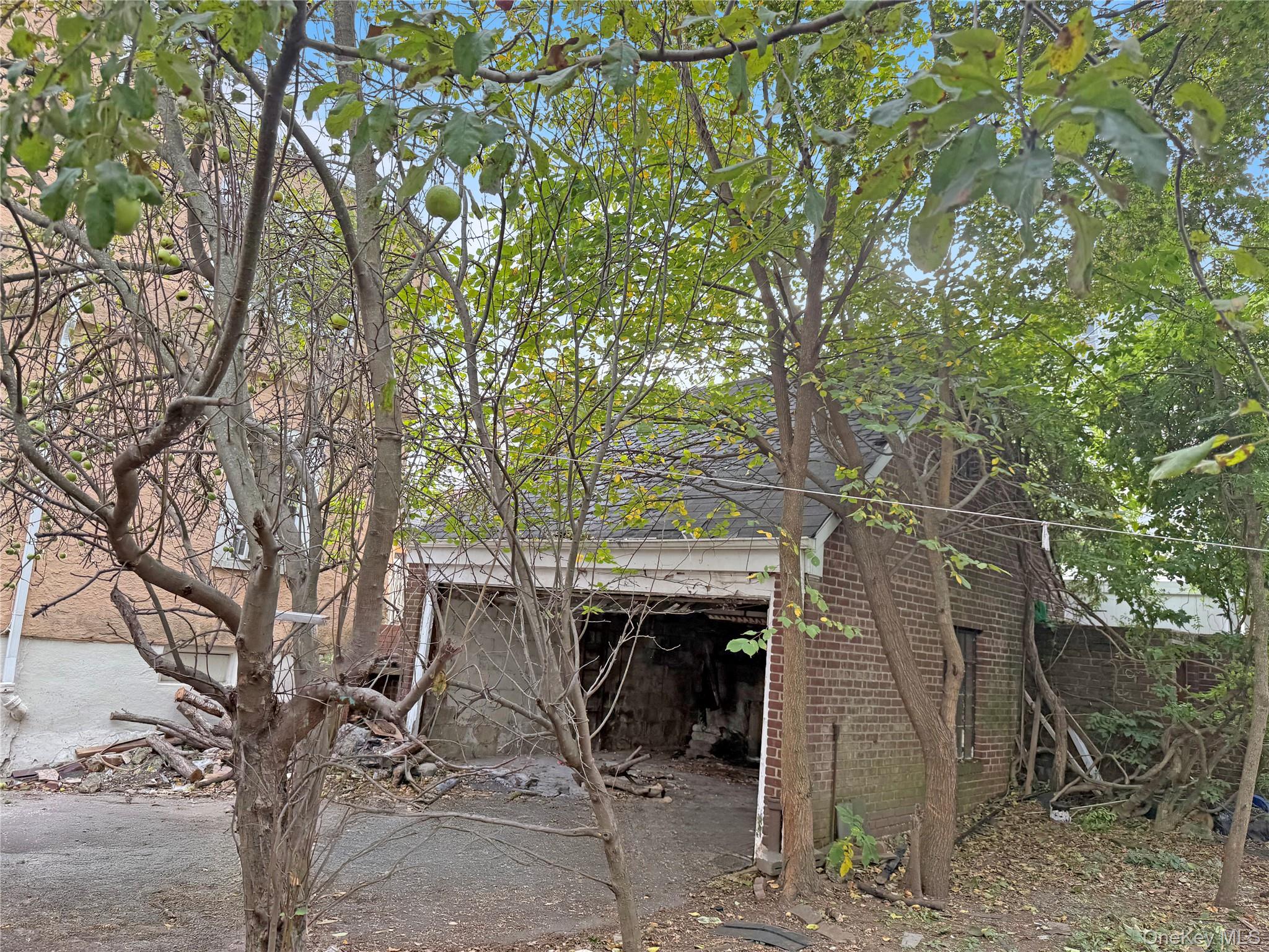 #19 photo, 4077 Seton Avenue, Bronx , NY 10466