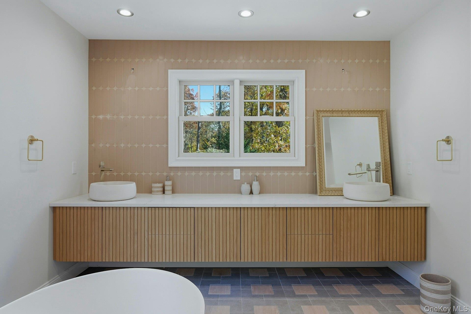 #15 photo, 5 Mallard Drive, Lloyd Harbor , NY 11743