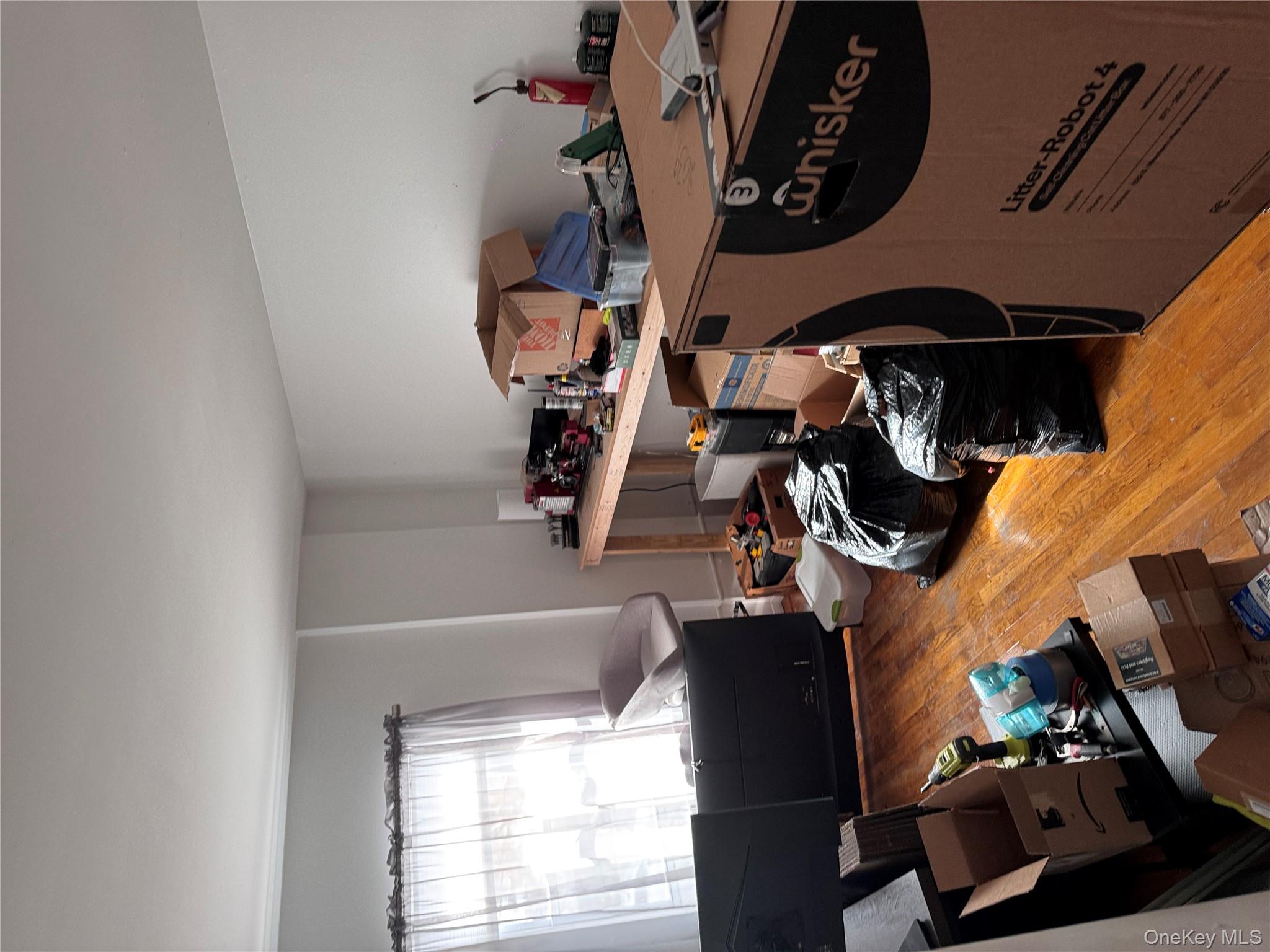 #6 photo, 196 Hamilton Avenue, Massapequa , NY 11758