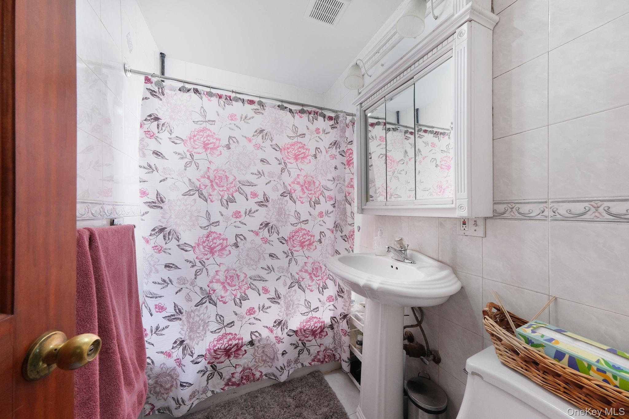 #11 photo, 9432 94th Street, Ozone Park , NY 11416