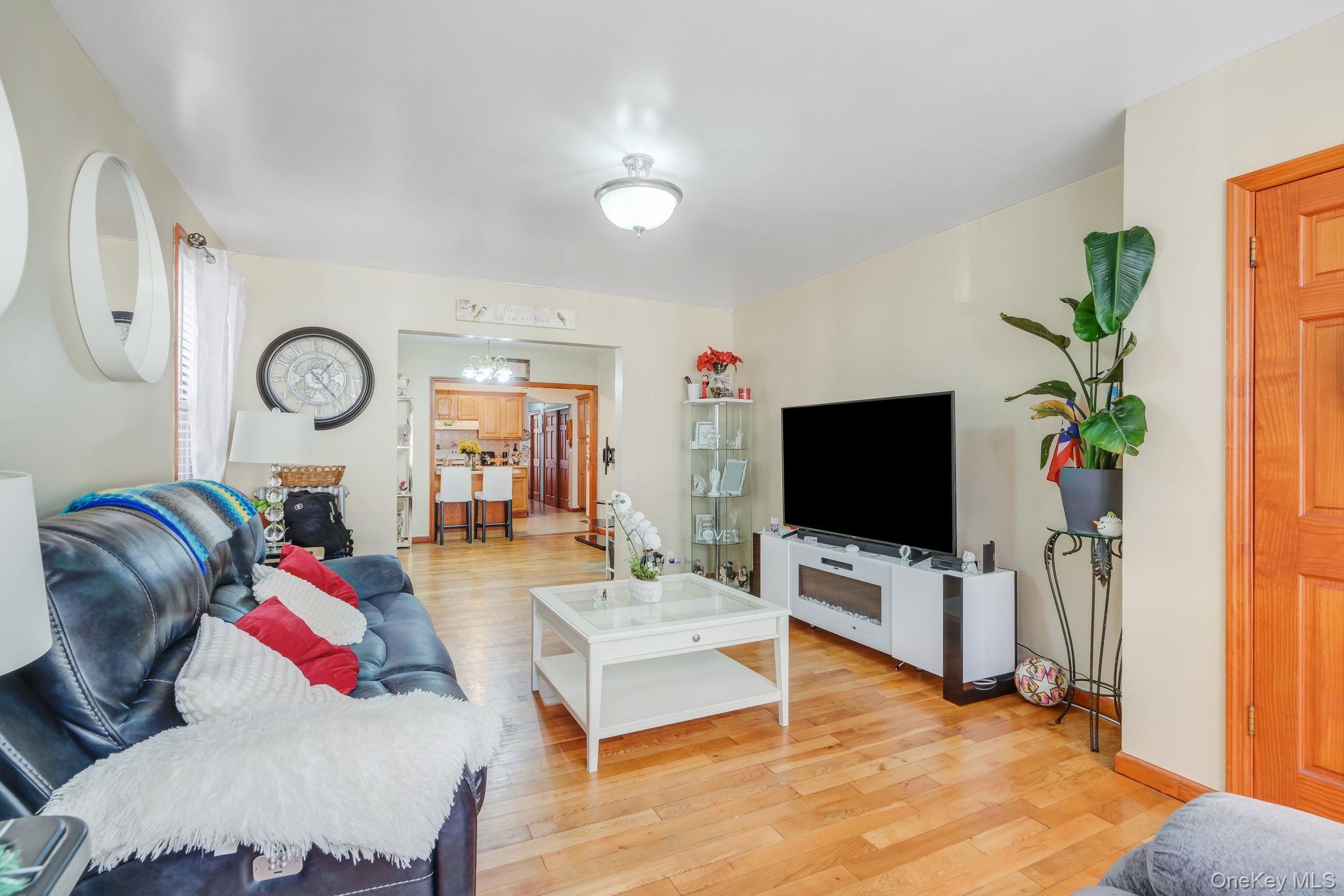 #4 photo, 9432 94th Street, Ozone Park , NY 11416