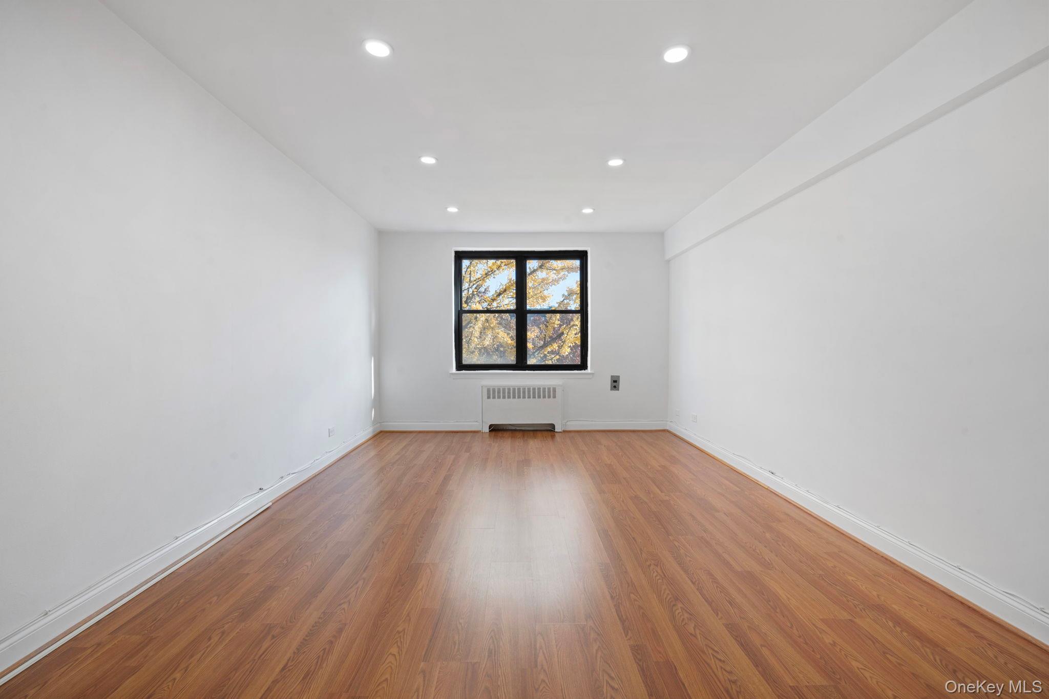 #9 photo, 32-40 89 Street, East Elmhurst , NY 11369