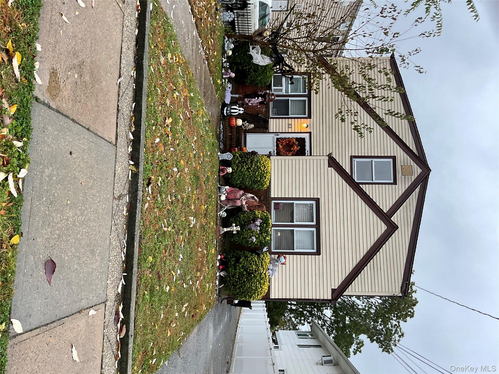 #1 photo, 83 Adams Street, East Rockaway , NY 11518