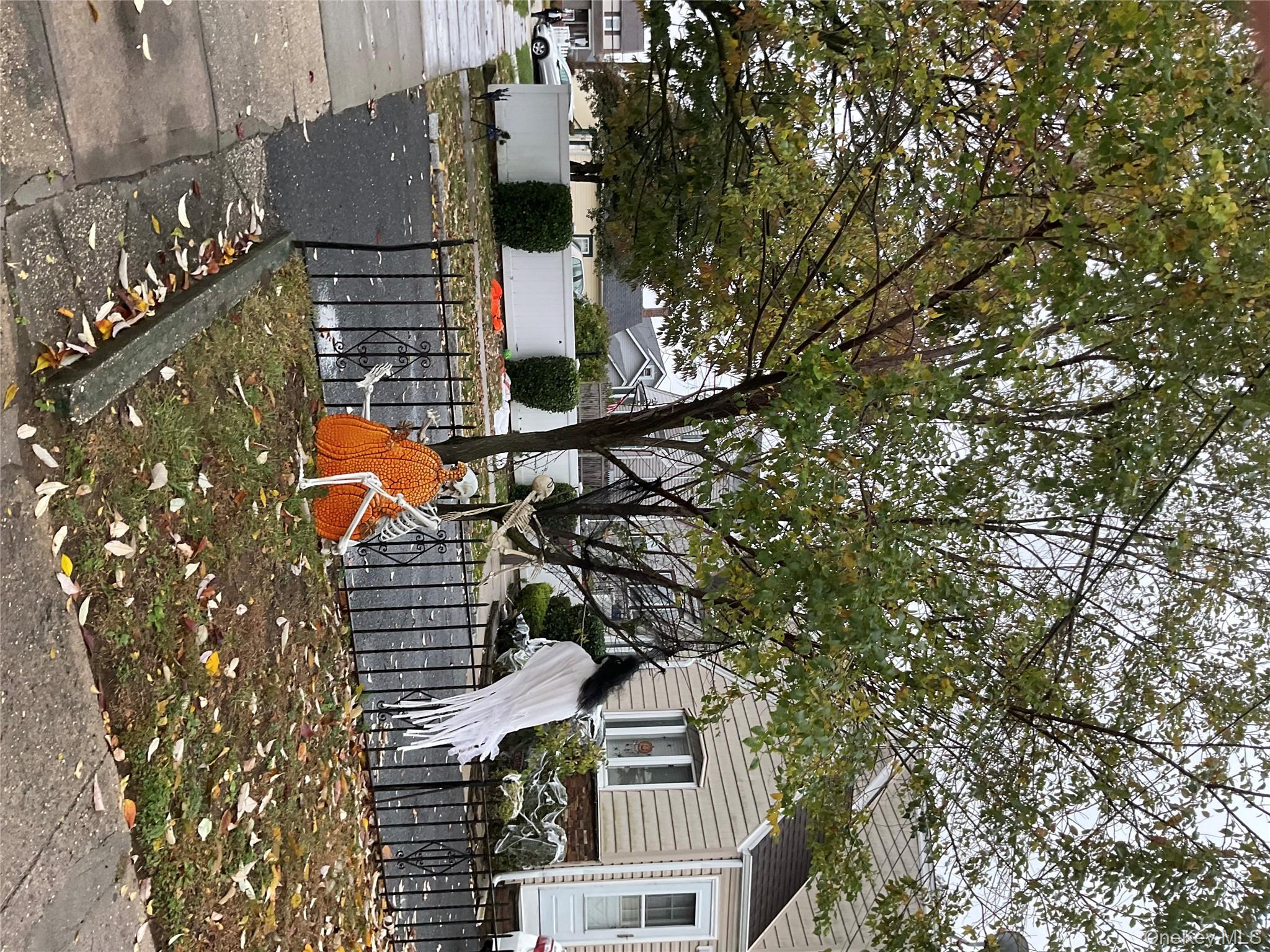 #4 photo, 83 Adams Street, East Rockaway , NY 11518