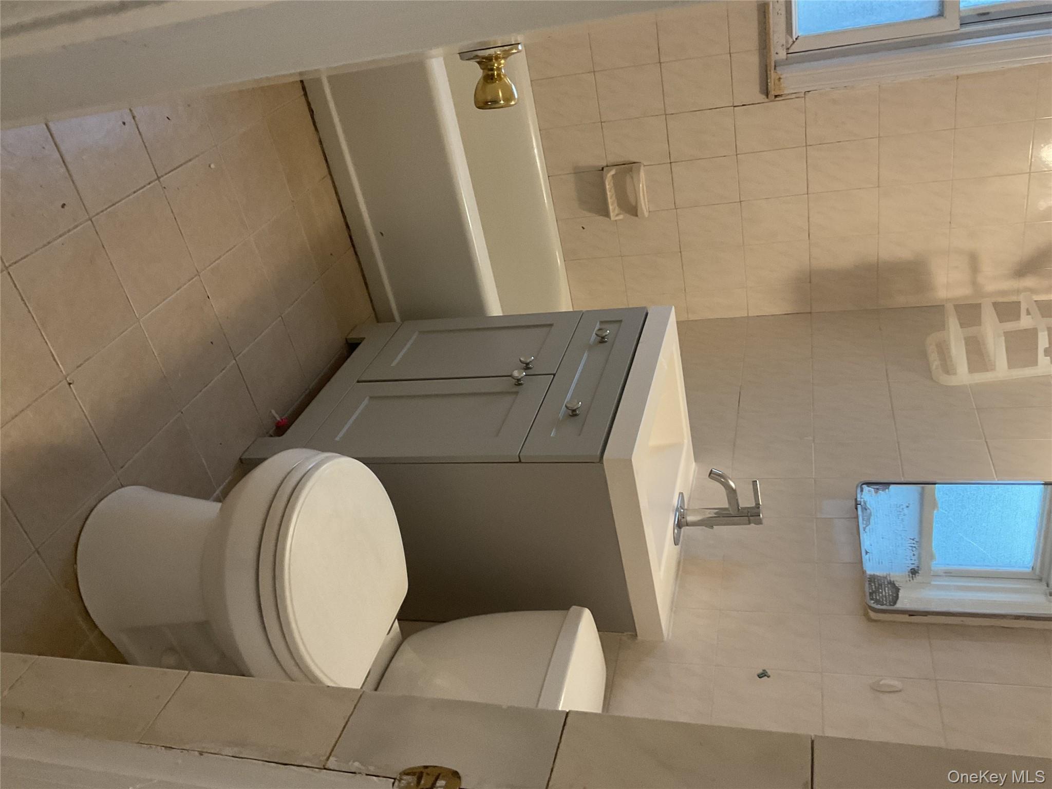 #6 photo, 83 Adams Street, East Rockaway , NY 11518