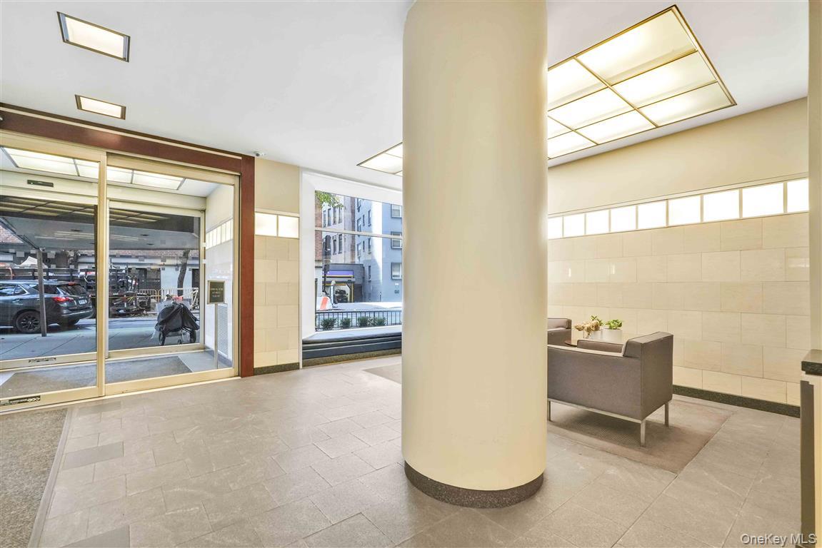 #4 photo, 77 E 12 Street, New York (Manhattan) , NY 10003