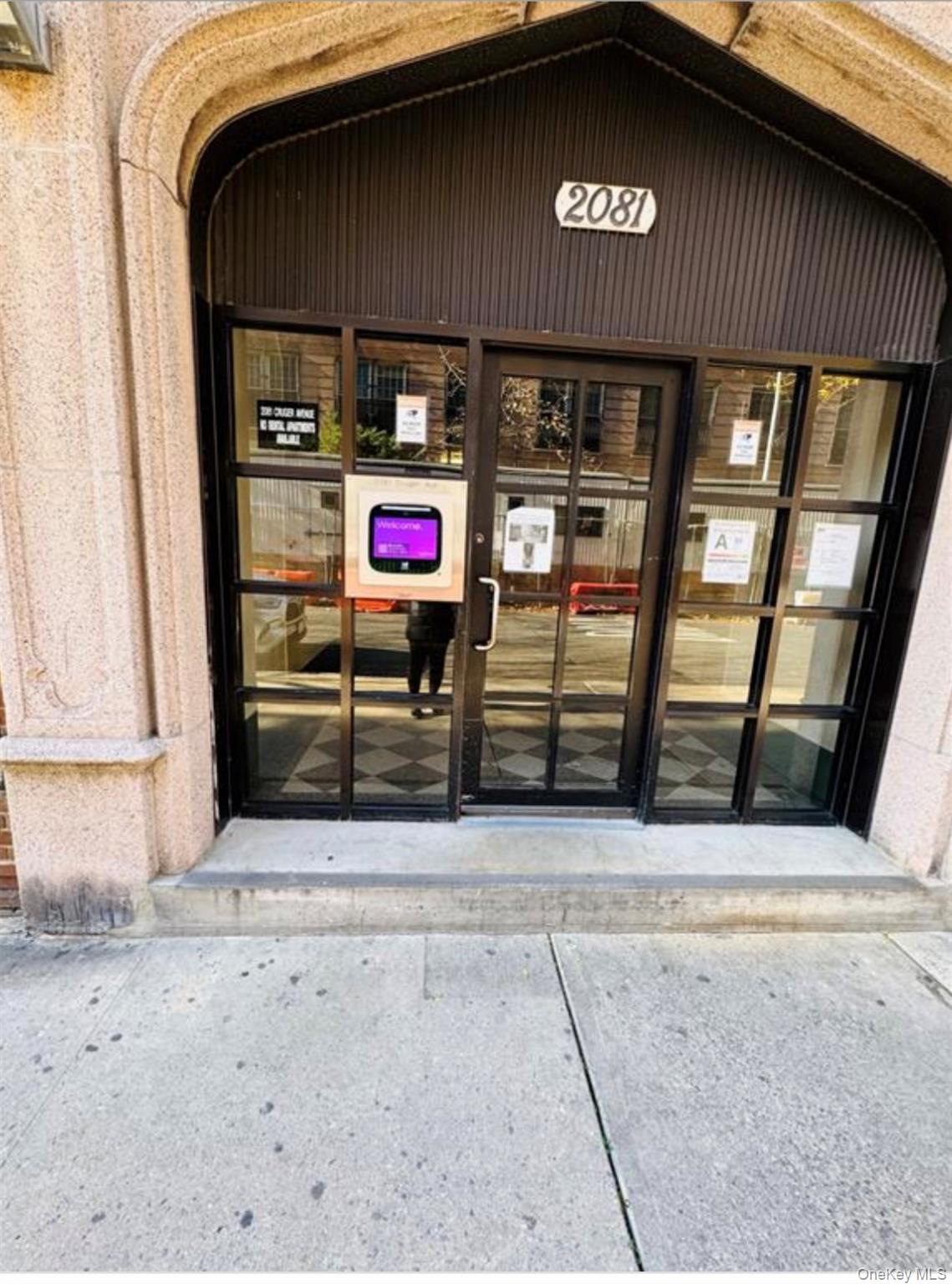 #3 photo, 2081 Cruger Avenue Cruger, Bronx , NY 10462