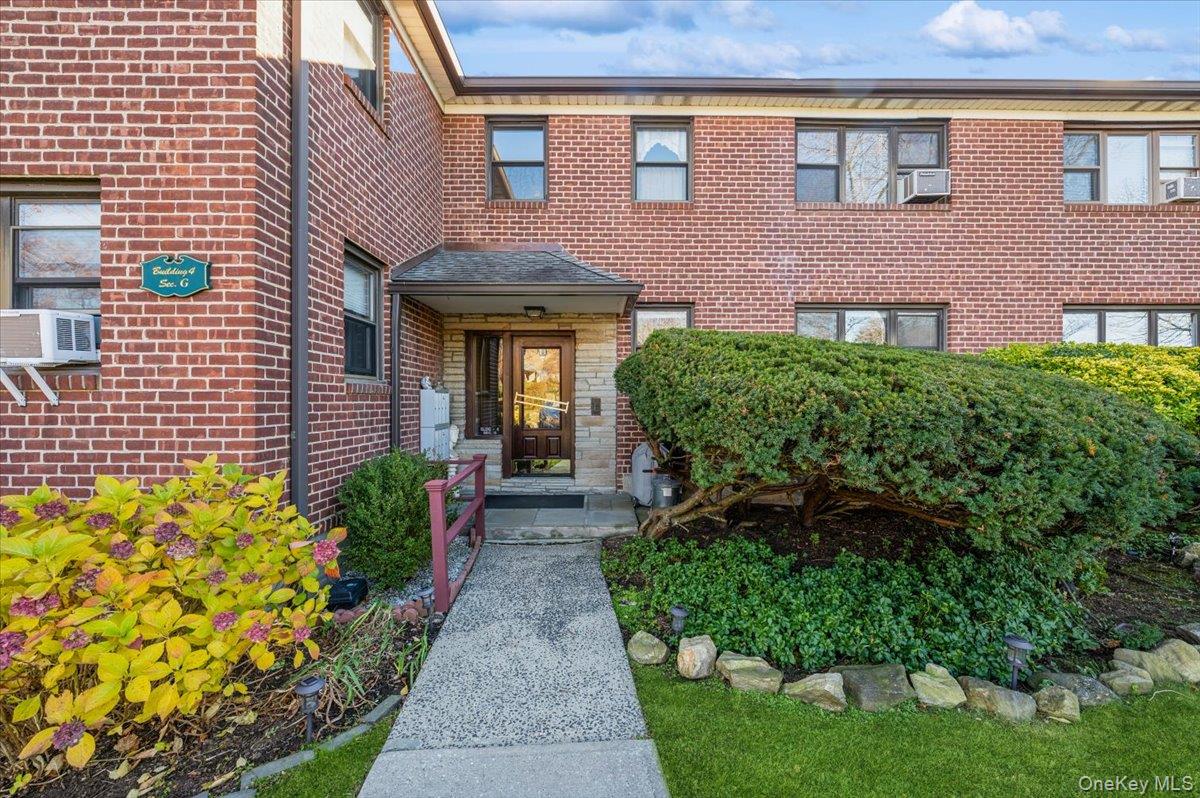 #13 photo, 154 Martling Avenue, Tarrytown , NY 10591