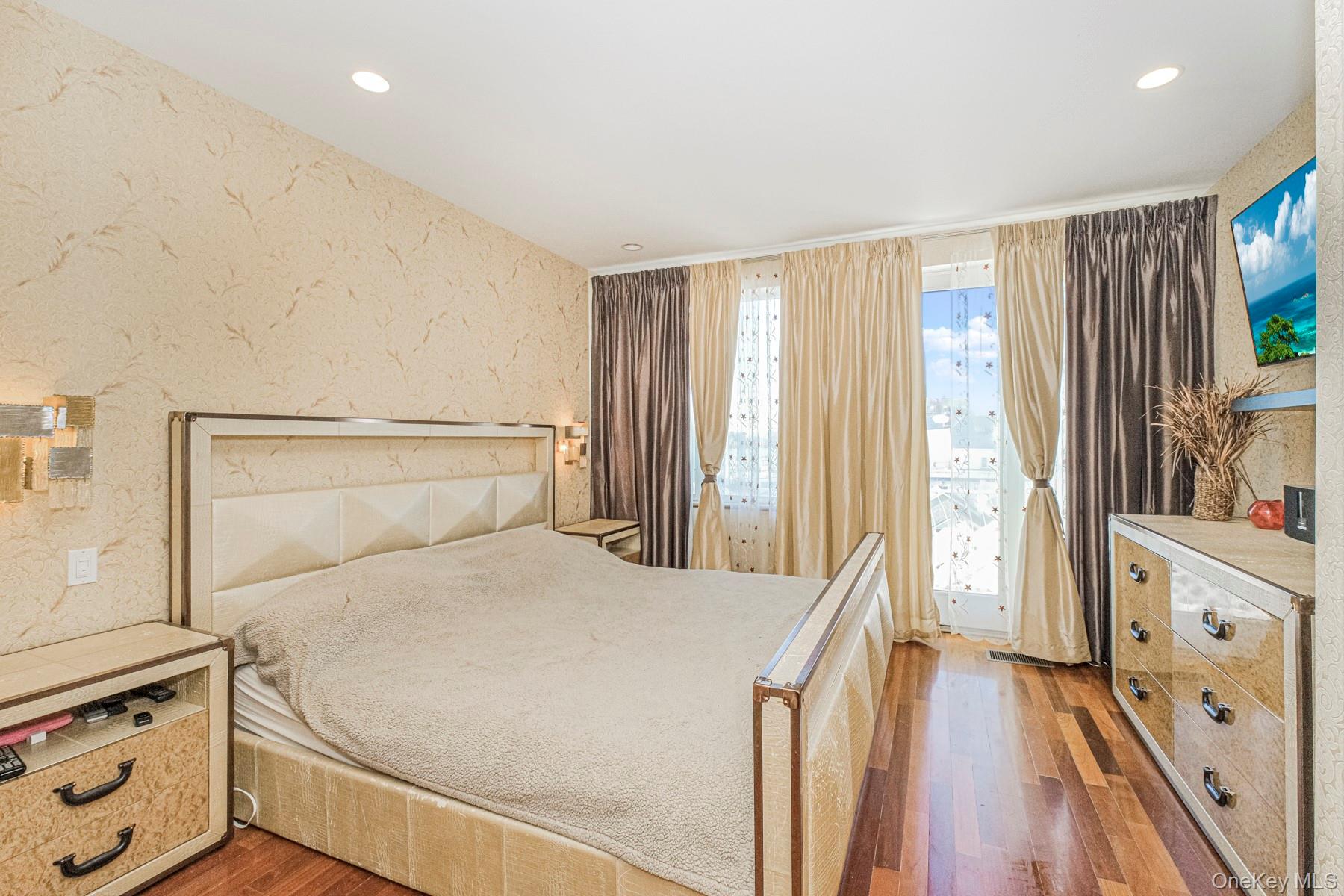 #7 photo, 3116 Emmons Avenue, Brooklyn , NY 11235