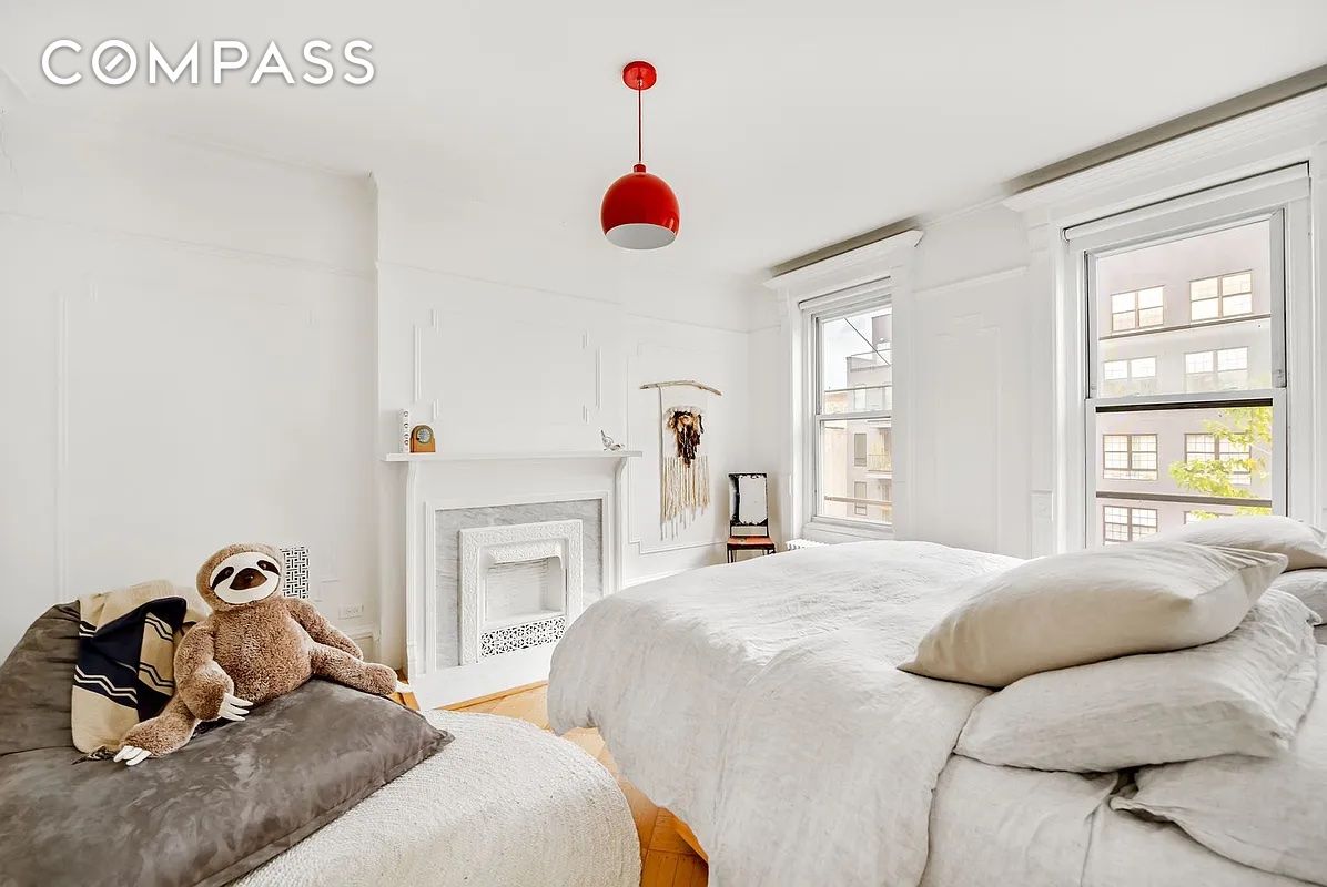 #8 photo, Brooklyn, Bedford-Stuyvesant , NY 11233