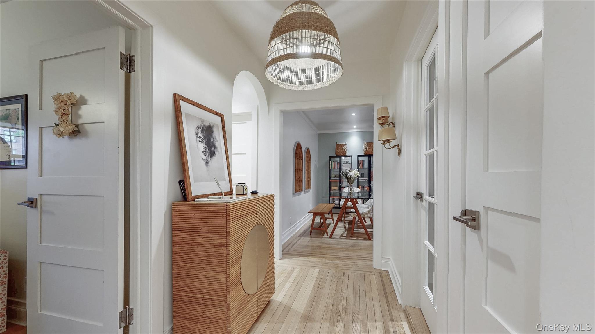 #7 photo, 150 Burns Street, Forest Hills , NY 11375