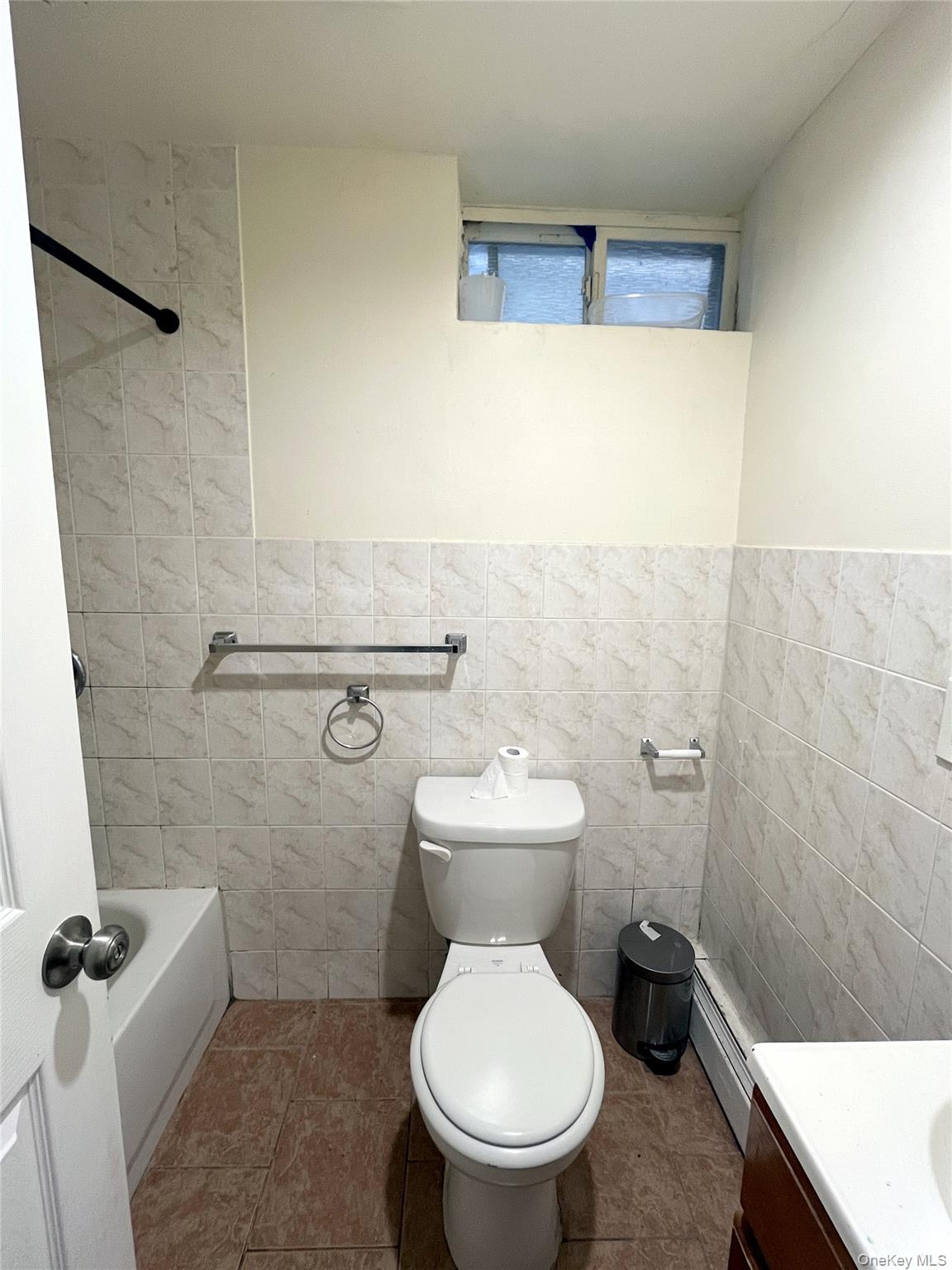 #18 photo, 6040 55th Drive, Maspeth , NY 11378