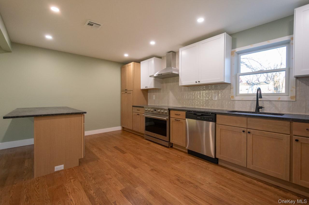 #5 photo, 7 Howard Drive, Coram , NY 11727