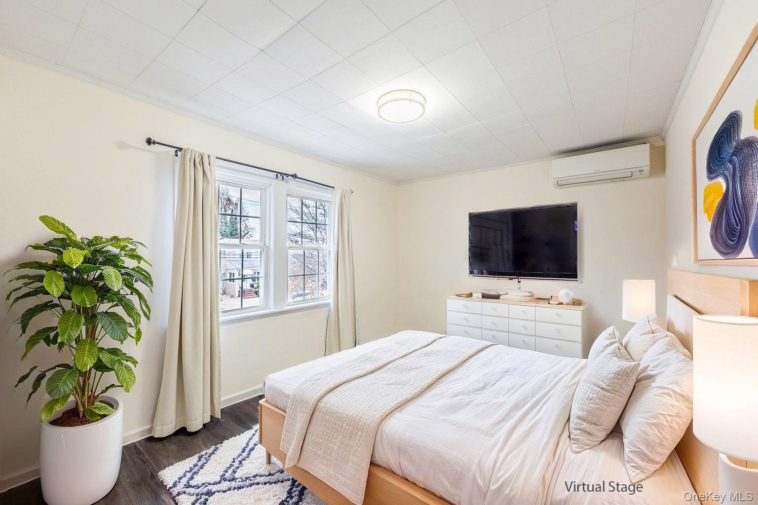 #17 photo, 3314 204th Street, Bayside , NY 11361