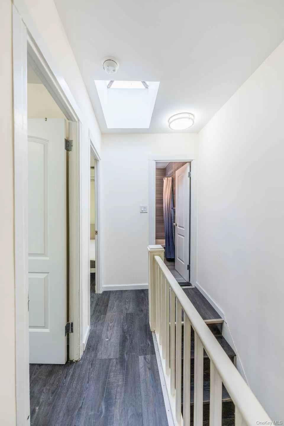 #20 photo, 3314 204th Street, Bayside , NY 11361