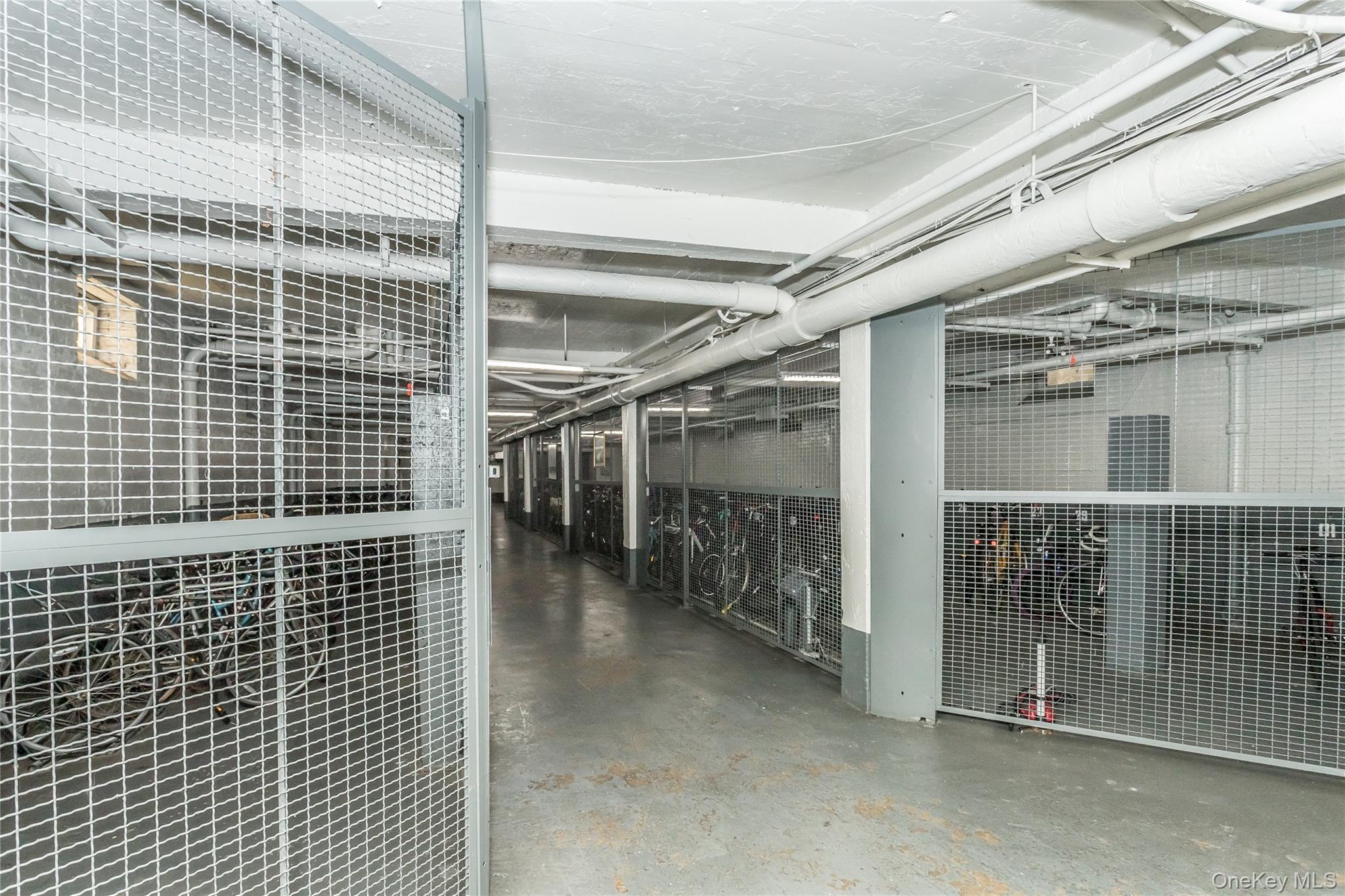 #15 photo, 51-28 30 Avenue, Woodside , NY 11377