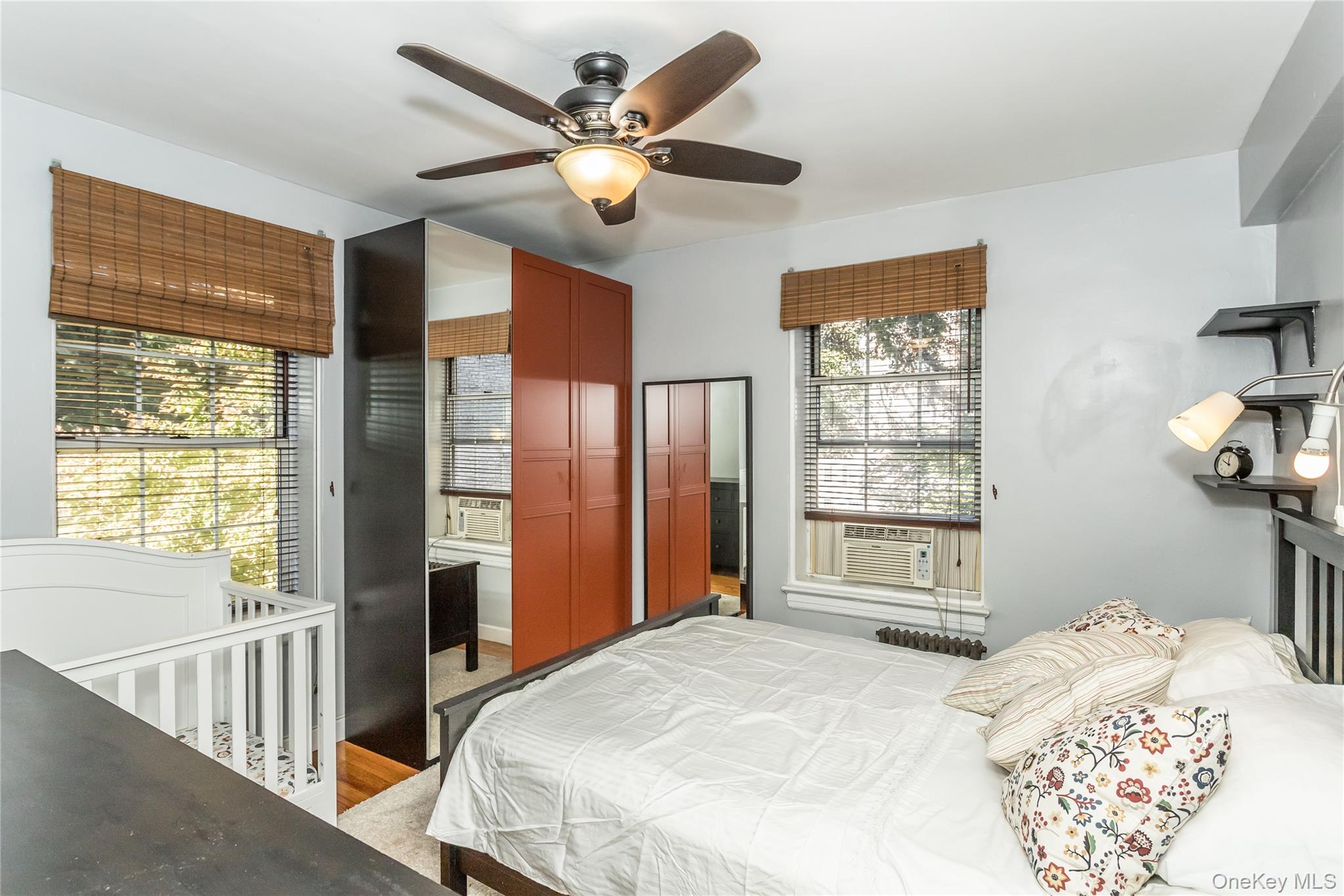 #9 photo, 51-28 30 Avenue, Woodside , NY 11377