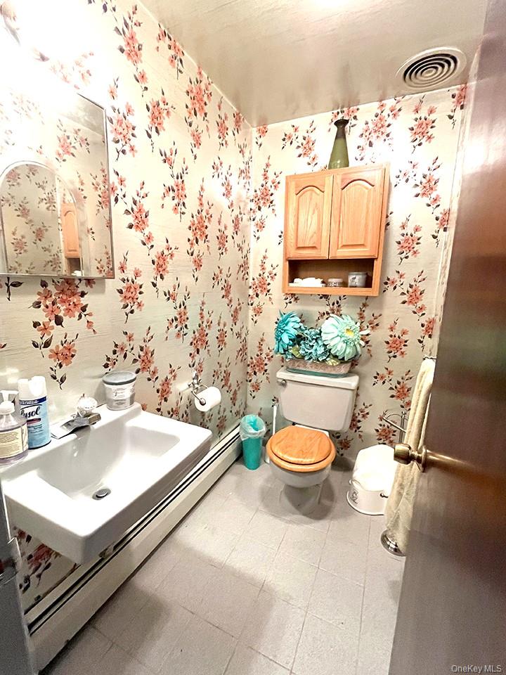 #18 photo, 457 Quaker Ridge Road, New Rochelle , NY 10804